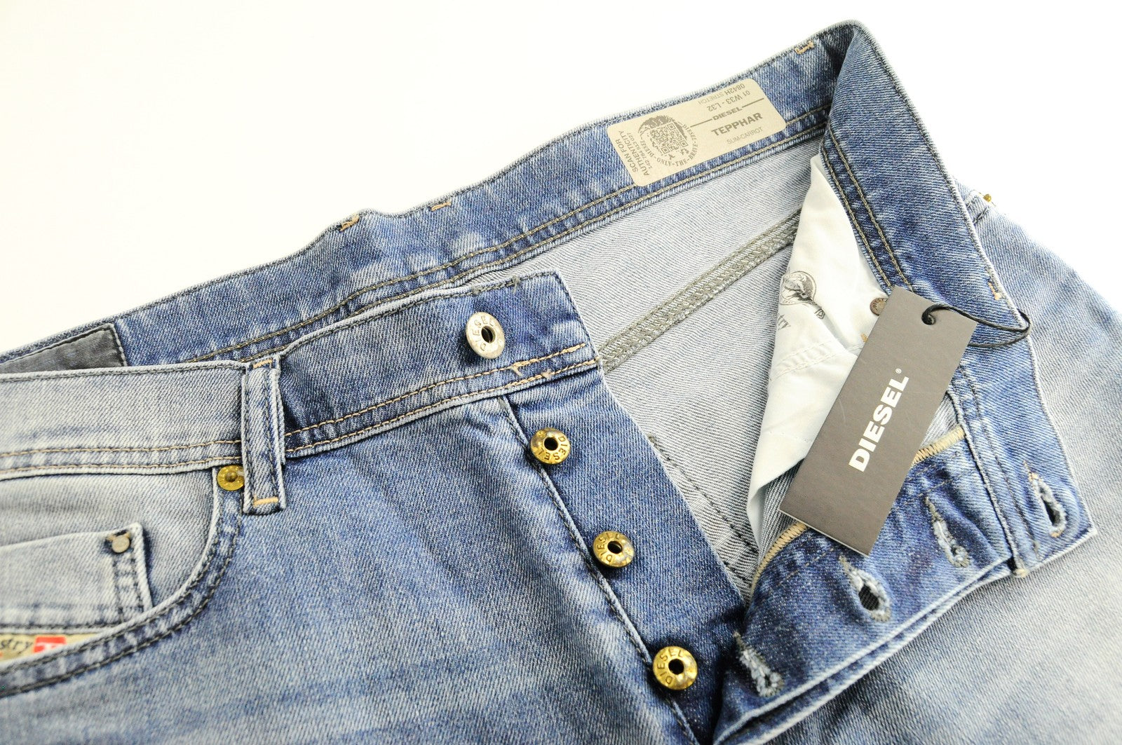 DIESEL Tepphar 0842H Mens W33 L32 Carrot  Jeans Light Blue Washed