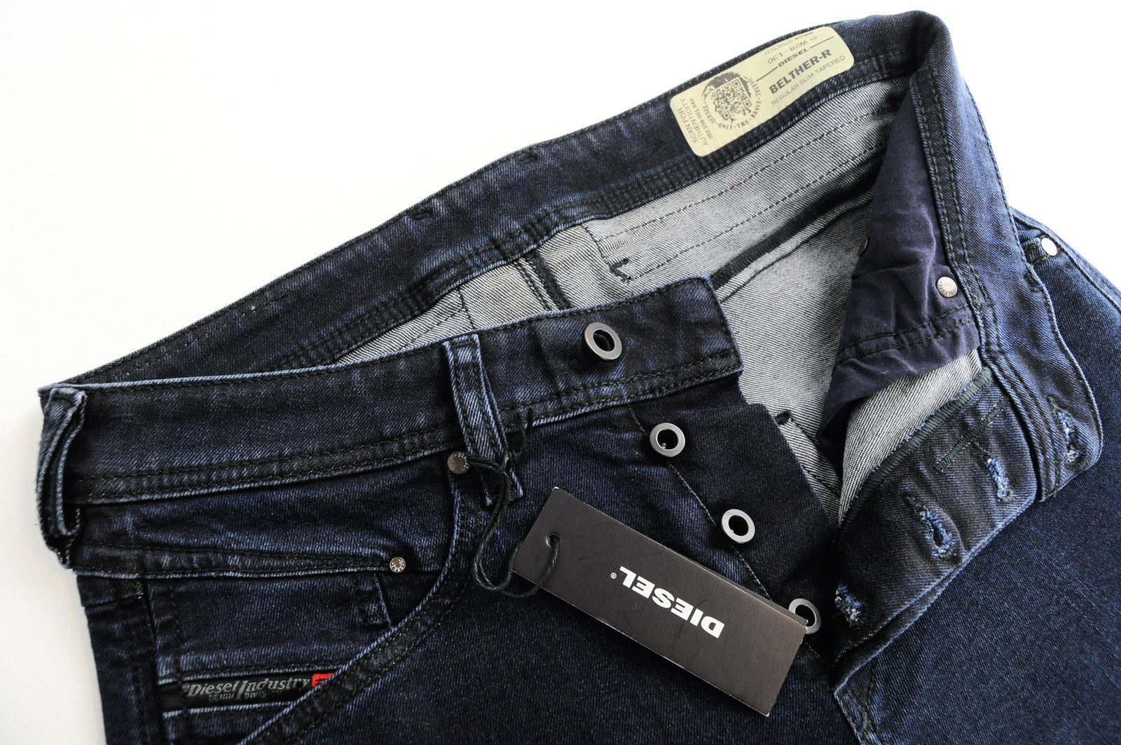 DIESEL Belther-R R8LC4 vyriški W28 L30 ploni siaurėjantys tamprūs džinsai tamsiai mėlyni 