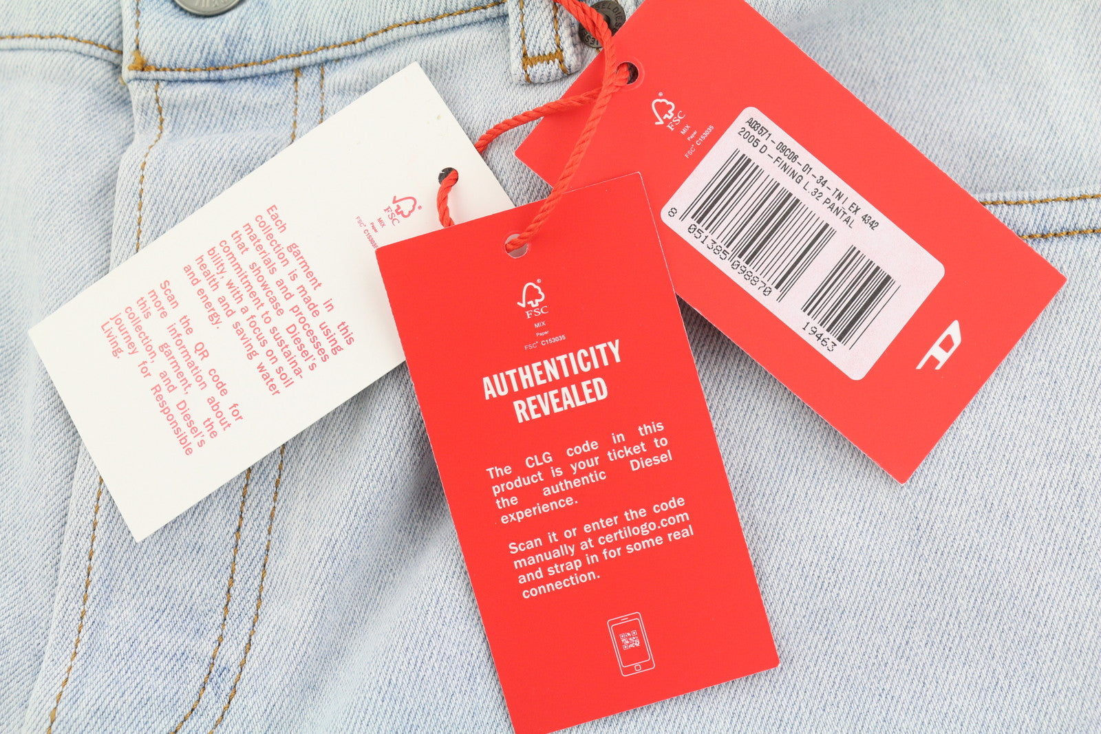 DIESEL 2005 D-Fining 09C06 vyriški džinsai W34/L32 įprasto kirpimo, siaurėjančios klešnės, rekomenduojama kaina – 250 € 