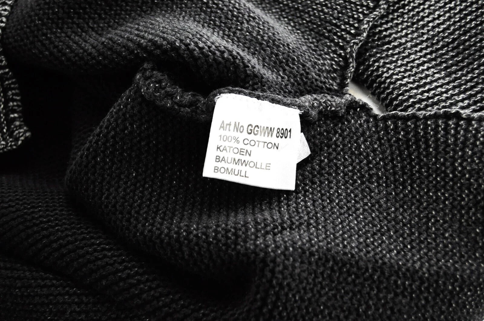 GOOD GENES XS moteriškas juodas megztas medvilninis megztinis ilgomis rankovėmis