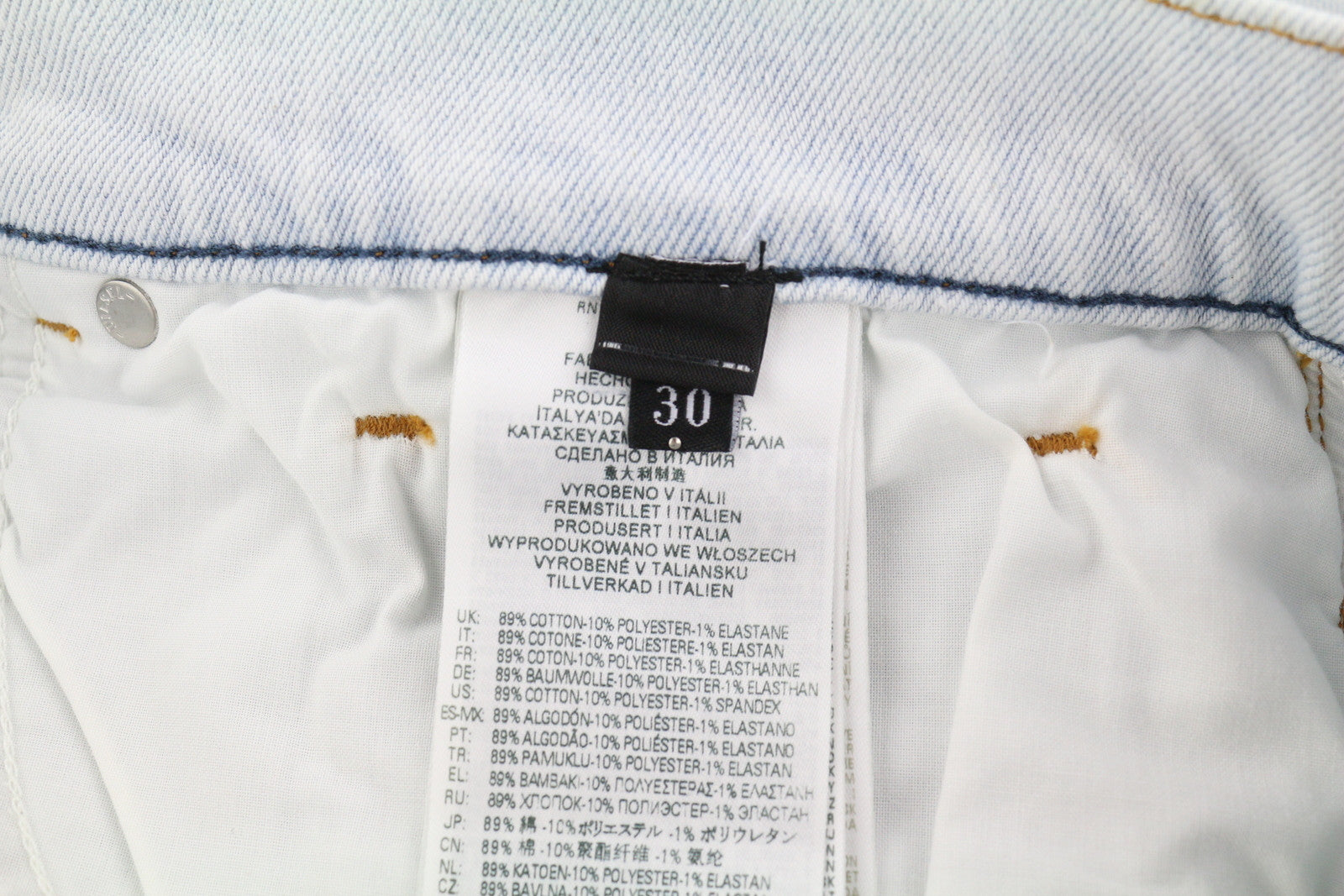 DIESEL D-Fining-Z 09C06 vyriški džinsai W30/L32 įprasto kirpimo, siaurėjančiomis klešnėmis, rekomenduojama kaina – 250 € 