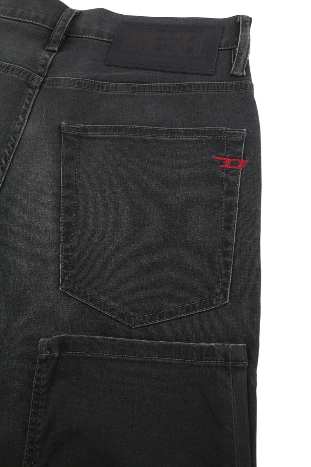 DIESEL D-Fining 0699P vyriški džinsai W30/L30 siaurėjantys, tamprūs, skalbti, su sagomis 