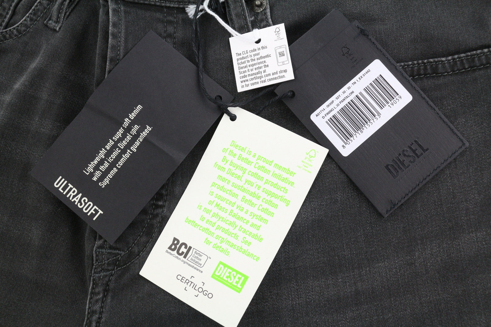 DIESEL D-Fining 0699P vyriški džinsai W30/L30 siaurėjantys, tamprūs, skalbti, su sagomis 