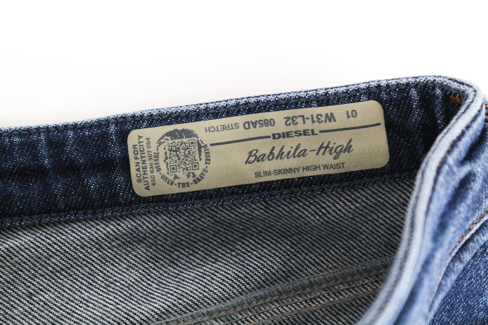 DIESEL Babhila-High 085AD moteriški džinsai W31/L32 5 kišenės mėlyni 