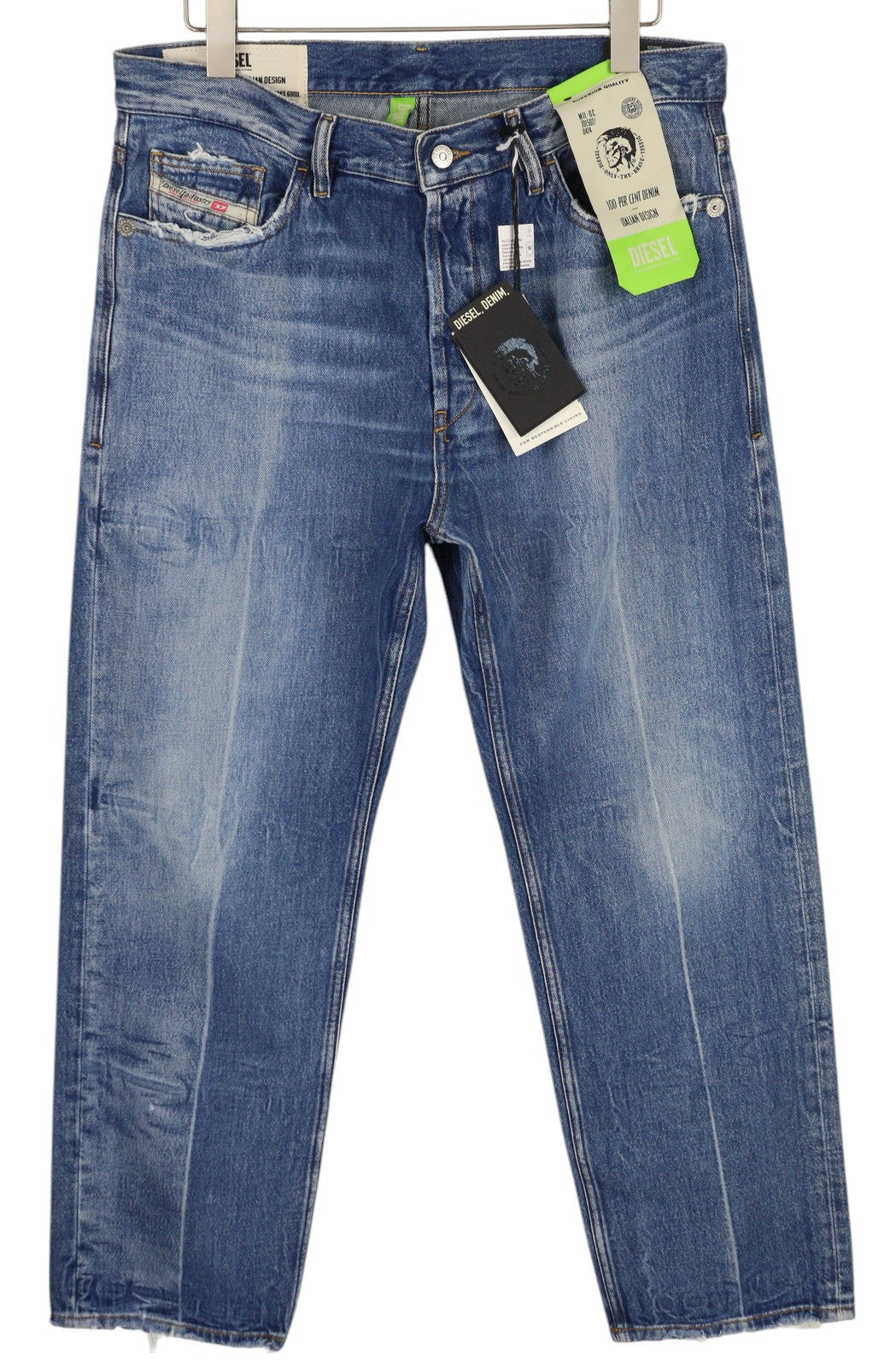 DIESEL D-Macs 09A25 vyriški džinsai W34/L30 tiesaus kirpimo, plėšyti, rekomenduojama kaina – 250 €, skalbtos mėlynos spalvos. 