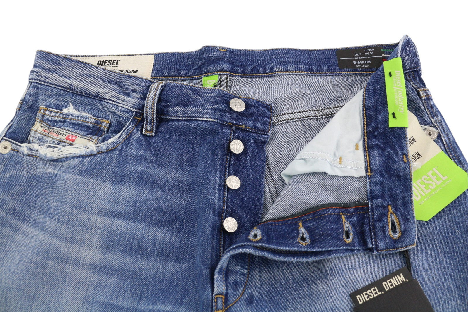 DIESEL D-Macs 09A25 vyriški džinsai W34/L30 tiesaus kirpimo, plėšyti, rekomenduojama kaina – 250 €, skalbtos mėlynos spalvos. 