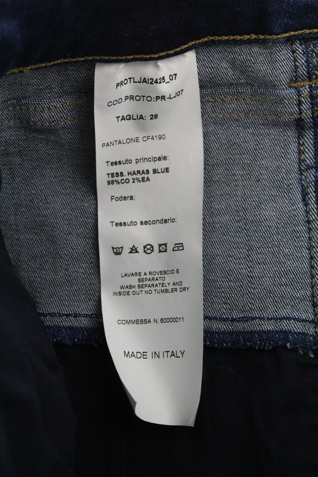 LIU JO moteriški džinsai W28 aukštu juosmeniu, laisvo kirpimo, su užtrauktuku, mėlyni 