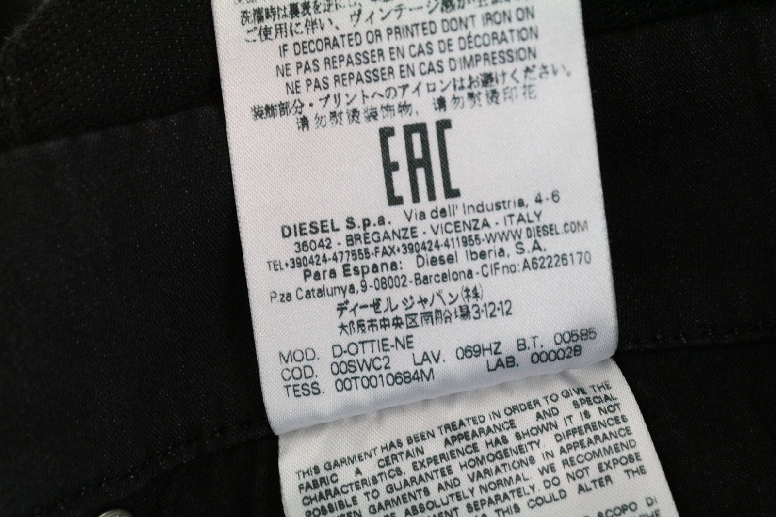 DIESEL D-Ottie-Ne 069HZ moteriškas kombinezonas 2XS juodas aptemptas 