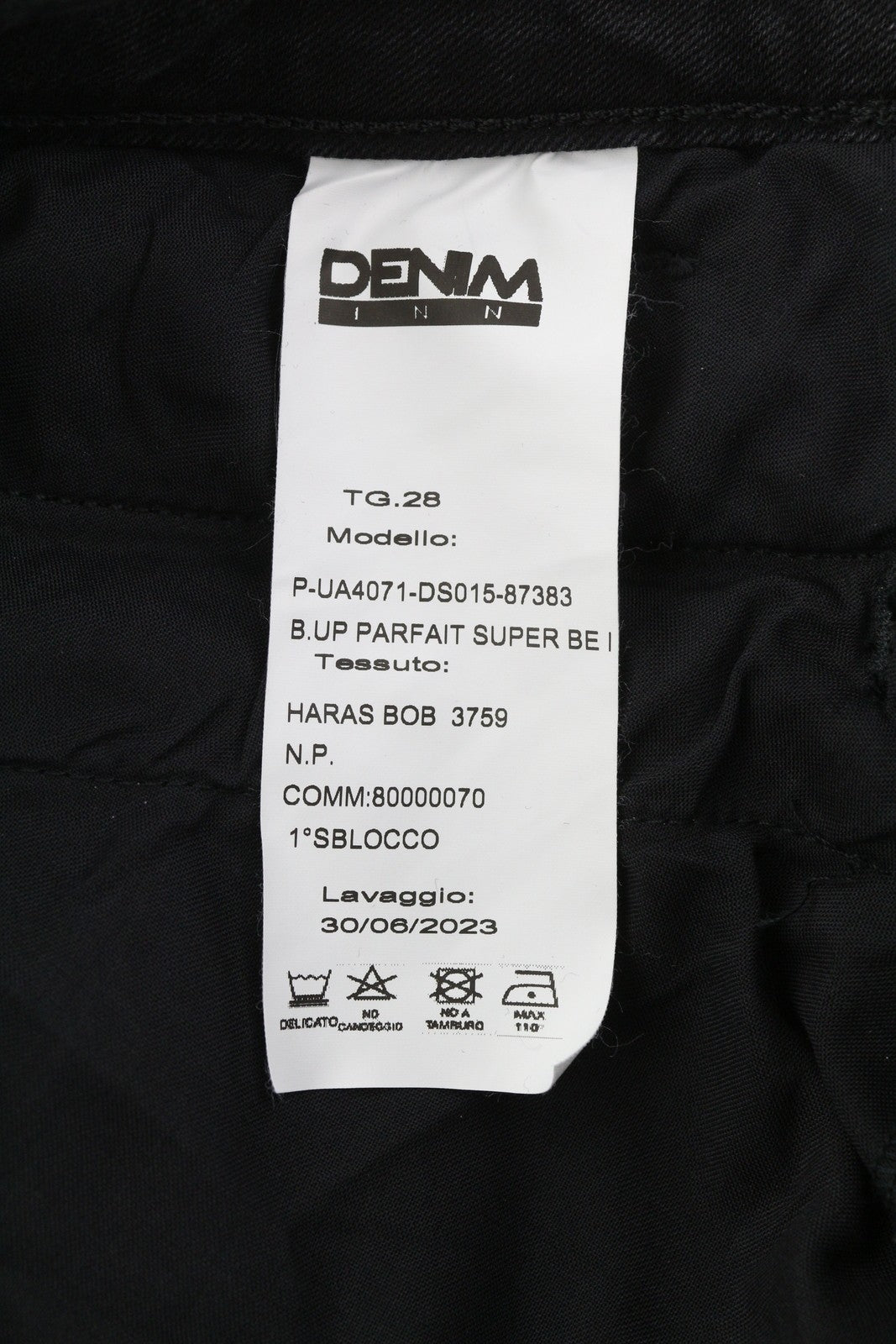 LIU JO Parfait Super Be moteriški džinsai W28 Denim Black Bootcut High Waist Zip 