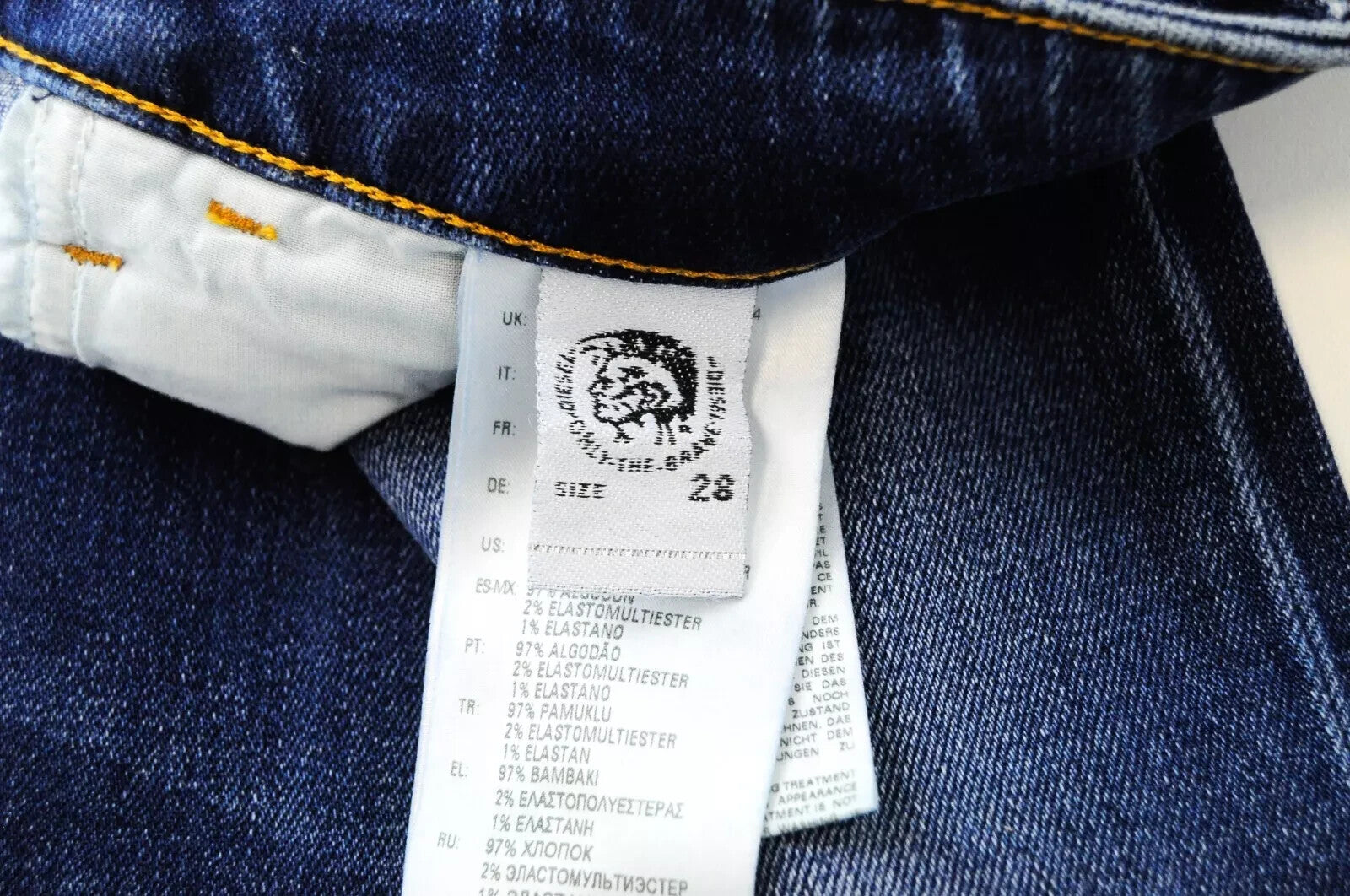 DIESEL D-Bazer 083AZ vyriški džinsai W28/L32 siaurėjantys mėlyni tamprūs medvilniniai džinsai 