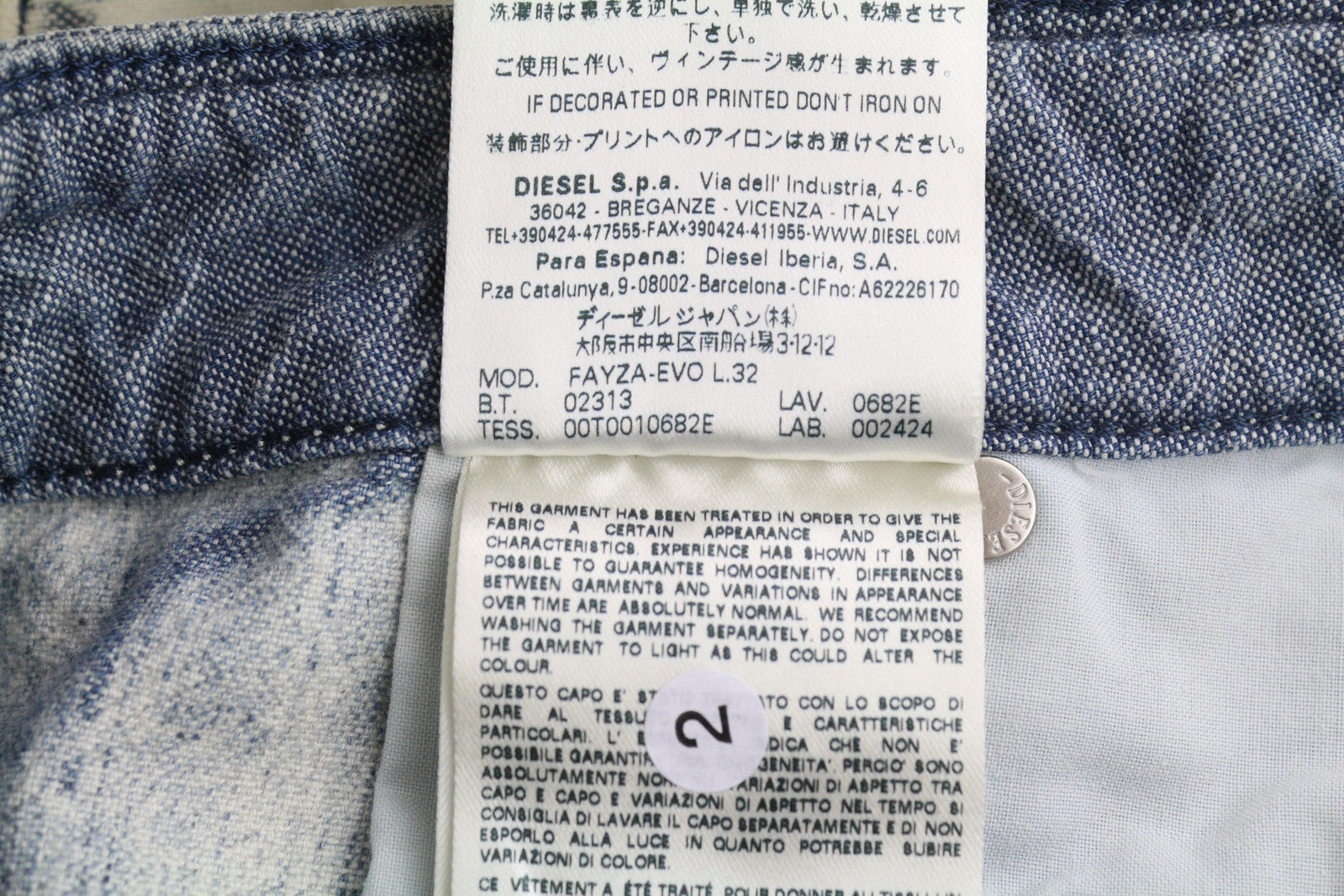 DIESEL Fayza-Evo 0682E Women Jeans W25/L32 Relaxed Boyfriend Low Waist Washed