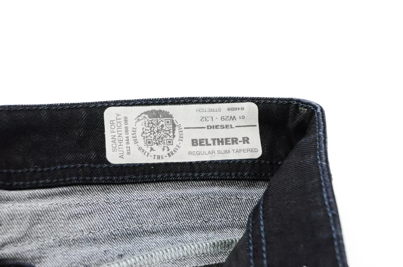 DIESEL Belther-R R46D8 vyriški džinsai W29/L32 Slim Taper tamsiai mėlyni, tamprūs 