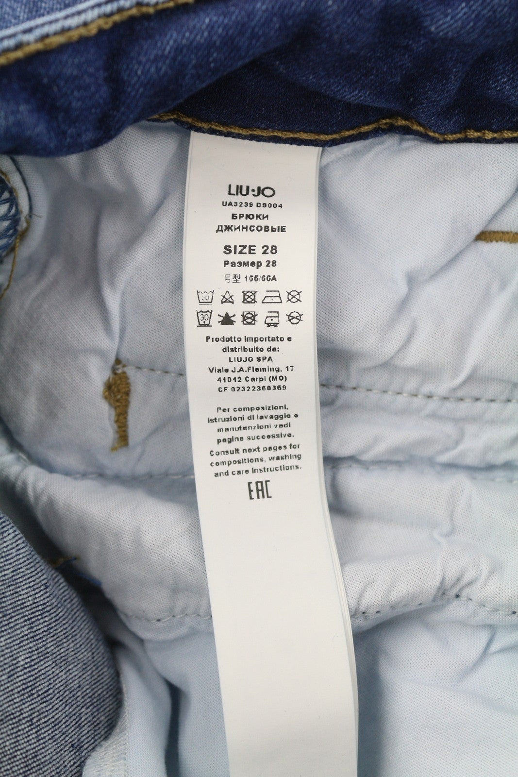LIU JO moteriški džinsai W28 Platėjančios iškirptės su aukštu juosmeniu ir užtrauktuku, skalbto džinso mėlynumo logotipu 
