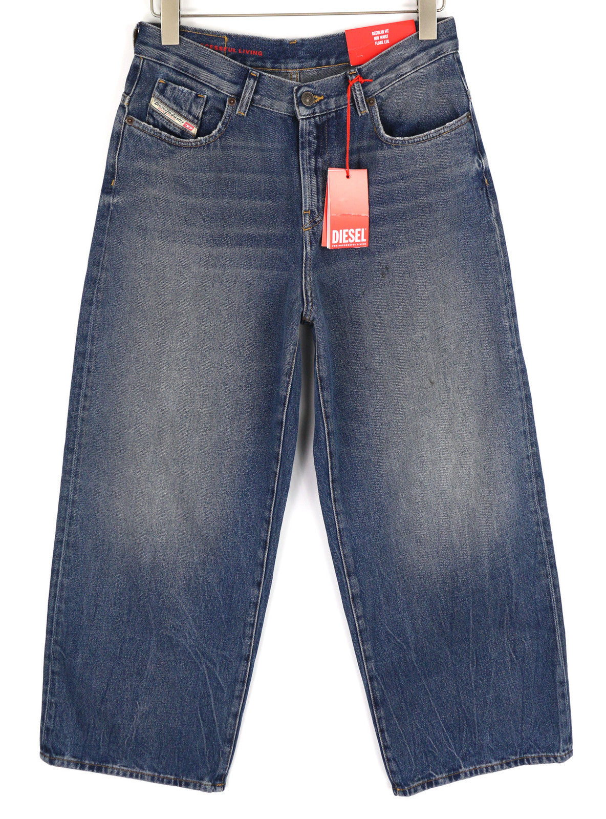DIESEL 2000 09E03 moteriški džinsai W29/L30 įprasto kirpimo, vidutinio juosmens, platėjančios klešnės, skalbti 