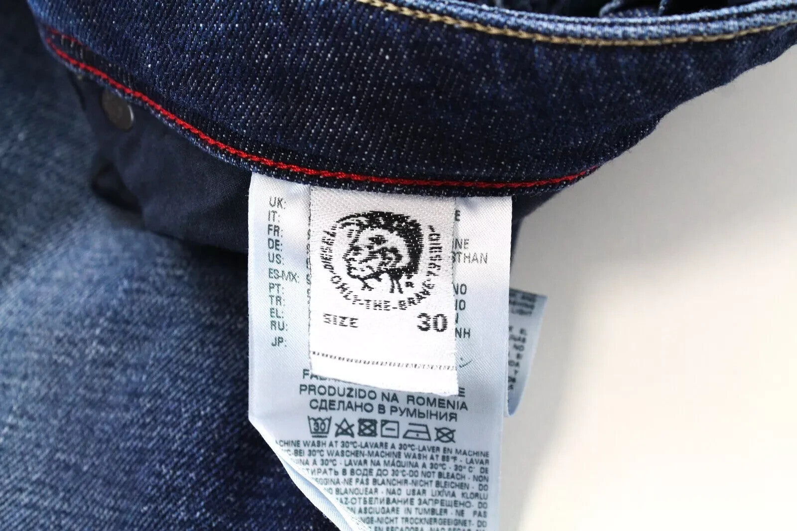 DIESEL Larkee-Beex 084QT Mens Jeans W30/L34 Taper Dark Blue Cotton Stretch