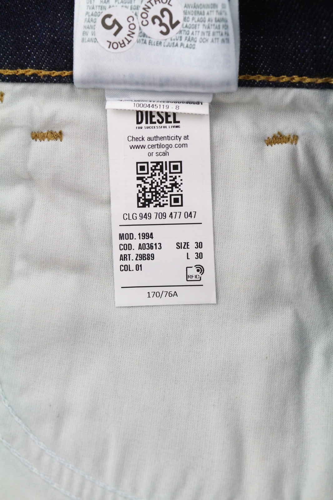 DIESEL 1994 Z9B89 vyriški džinsai W30/L30 Slim Fit tiesaus kirpimo aukštu juosmeniu, mėlyni 