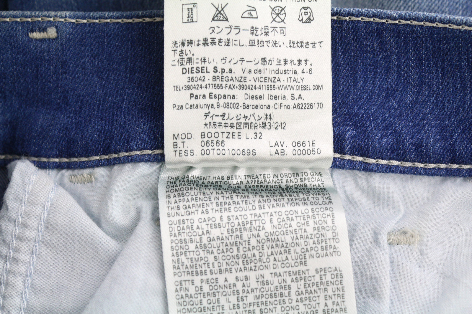 DIESEL Boozee 0661E moteriški džinsai W25/L32 Regular Slim Bootcut, tamprūs, skalbti 