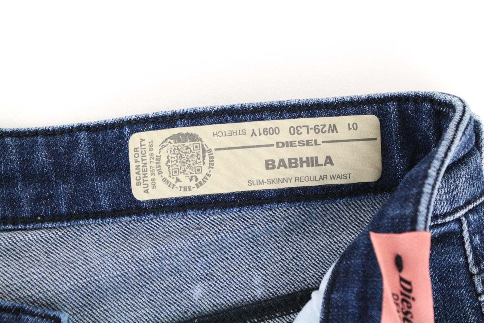 DIESEL Babhila 0091Y moteriški džinsai W29/L30 mėlyni, aptempti, tamprūs. 