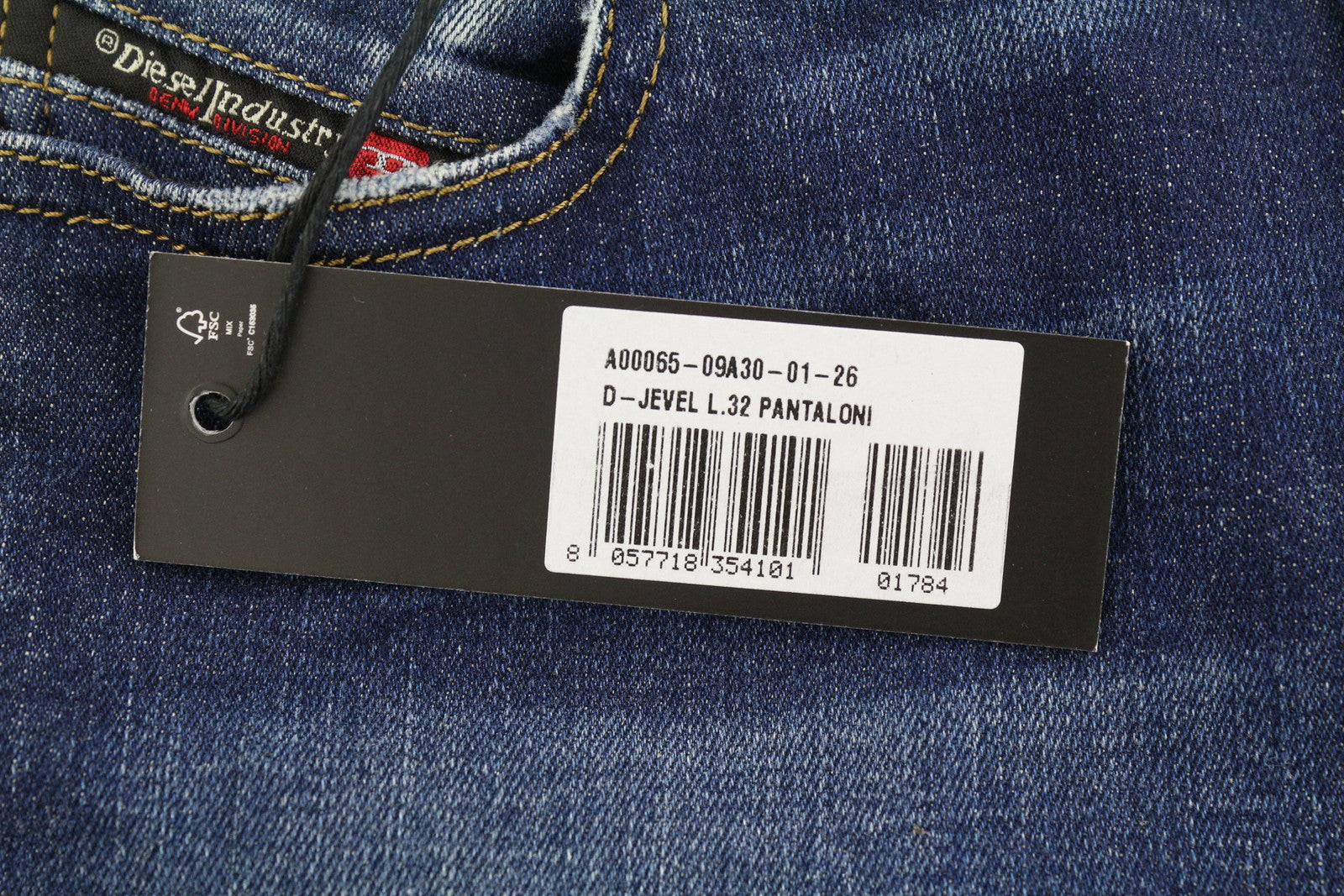 DIESEL D-Jevel 09A30 moteriški džinsai W26/L32 Slim žemo juosmens, tamprūs, skalbti, rekomenduojama kaina – 150 € 