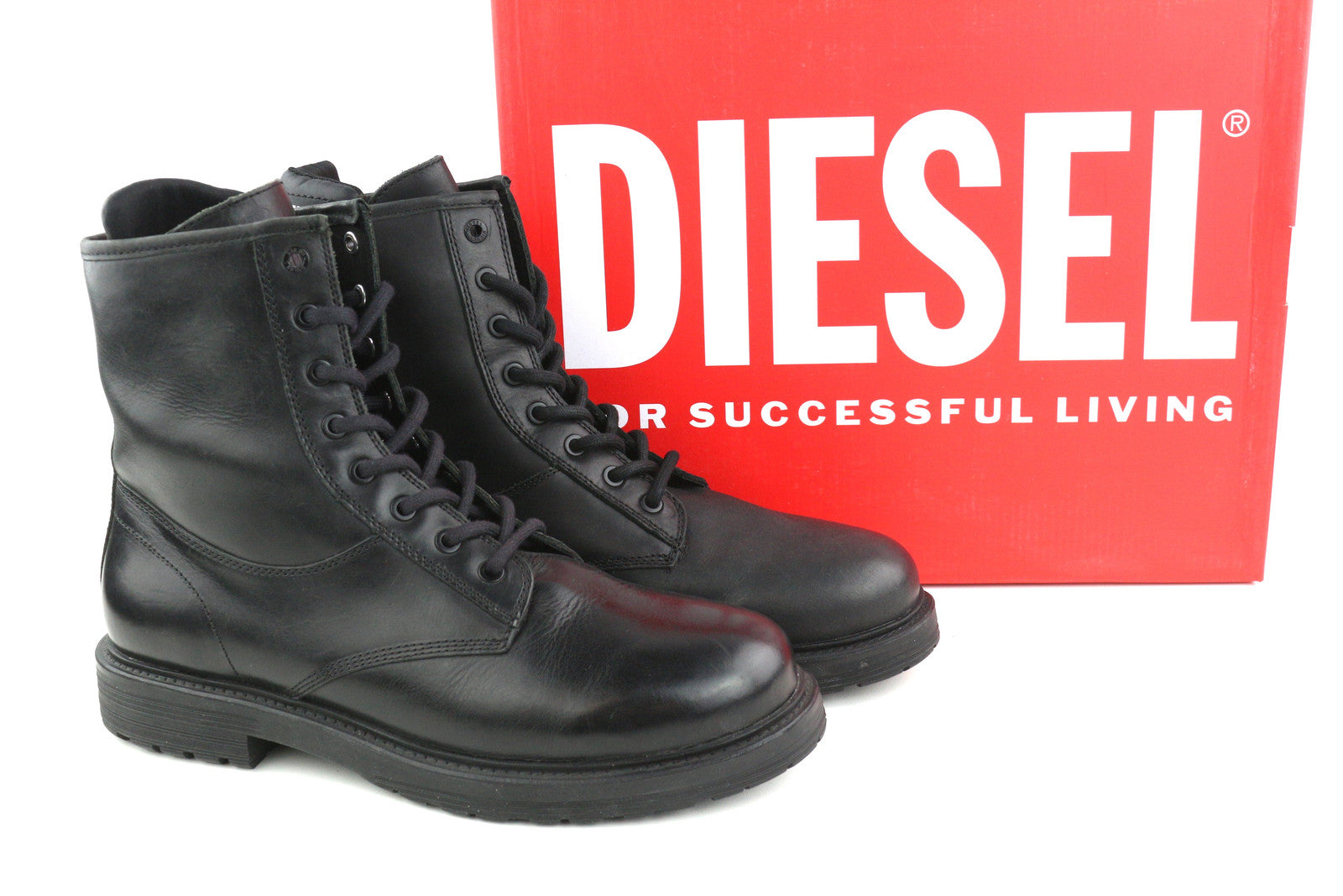 DIESEL D-Alabhama CB vyriški aulinukai, juodi, odiniai, EU44, vidutinio ūgio, RRP 295 €, migdolų nosis. 