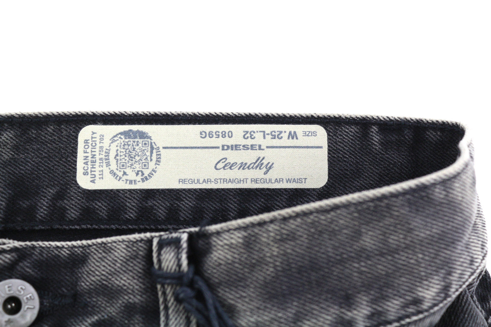 DIESEL Ceendhy 0859G moteriški džinsai W25/L32 Regular Straight Regular Waist RRP 200 € 