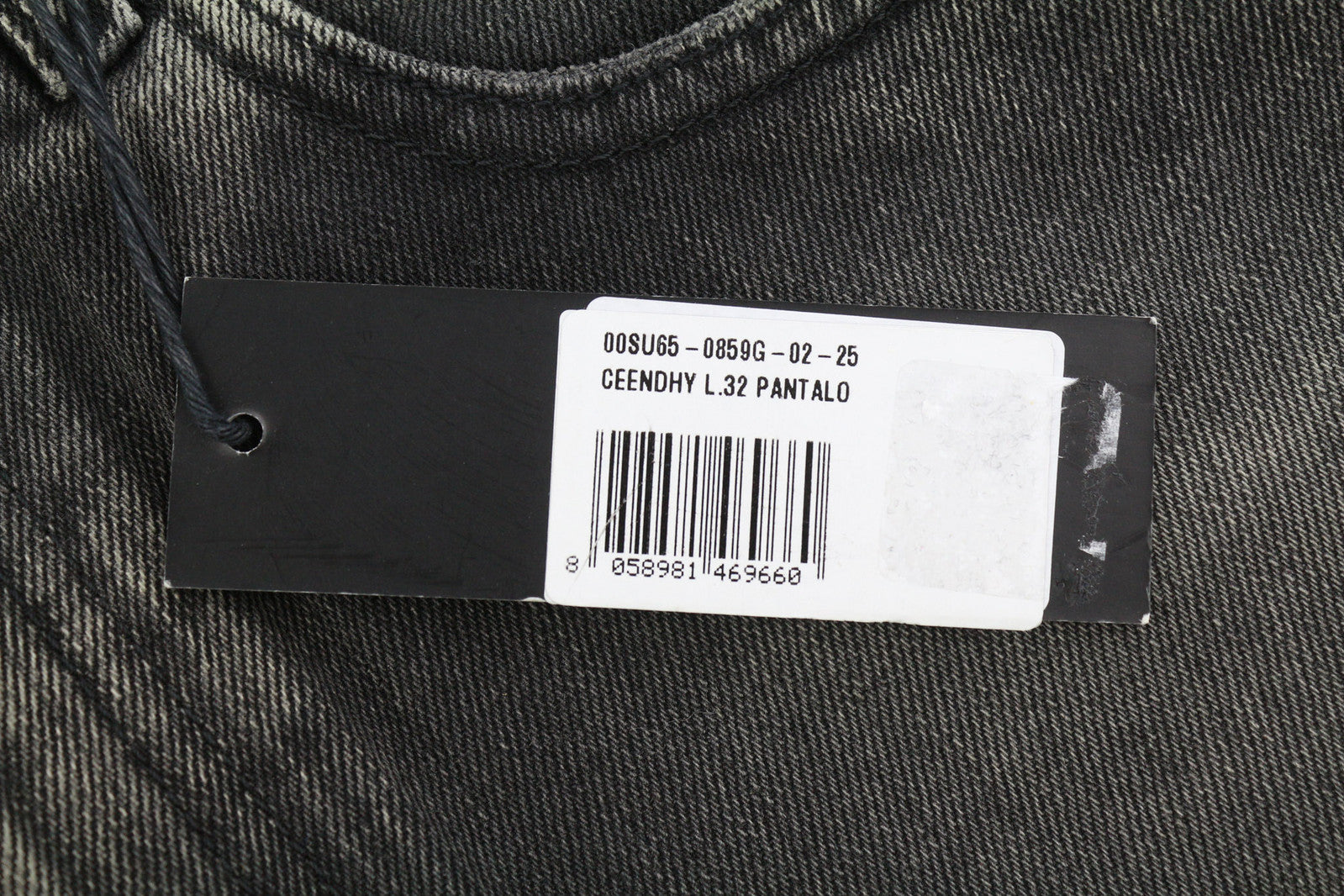 DIESEL Ceendhy 0859G moteriški džinsai W25/L32 Regular Straight Regular Waist RRP 200 € 