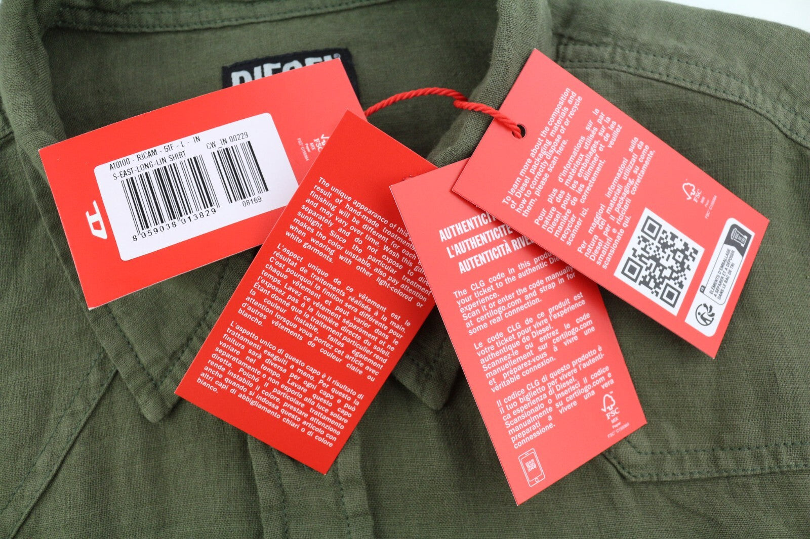 DIESEL S-East-Long-Lin vyriški alyvuogių žali lininiai marškinėliai išplatinta kaklo iškirpte. Rekomenduojama kaina – 175 €. 