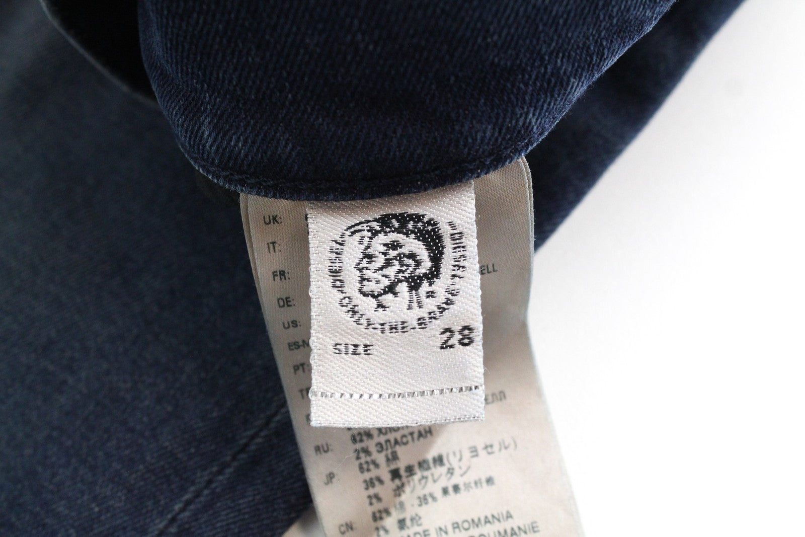 DIESEL D-Vider 084AU vyriški džinsai W28/L32 morkų kirpimo tamprūs mėlyni 5P 