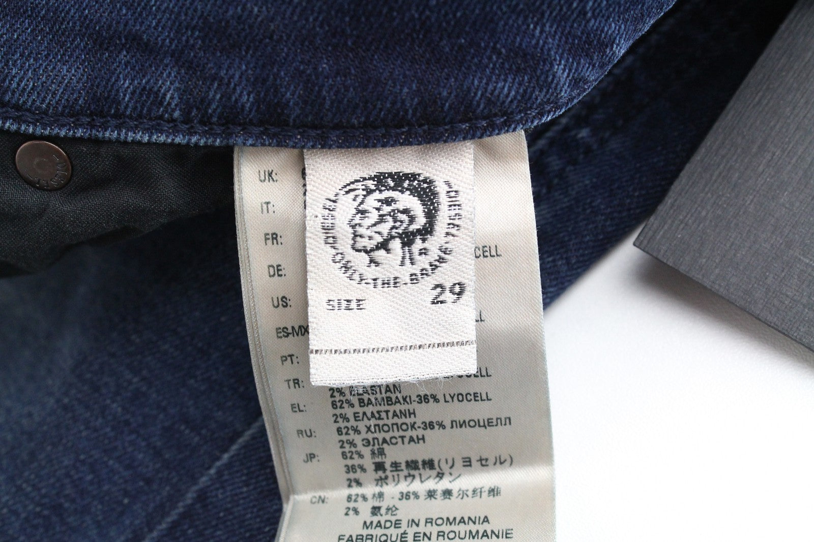 DIESEL D-Vider 084AU vyriški džinsai W29/L30 morkų kirpimo tamprūs džinso mėlyni 