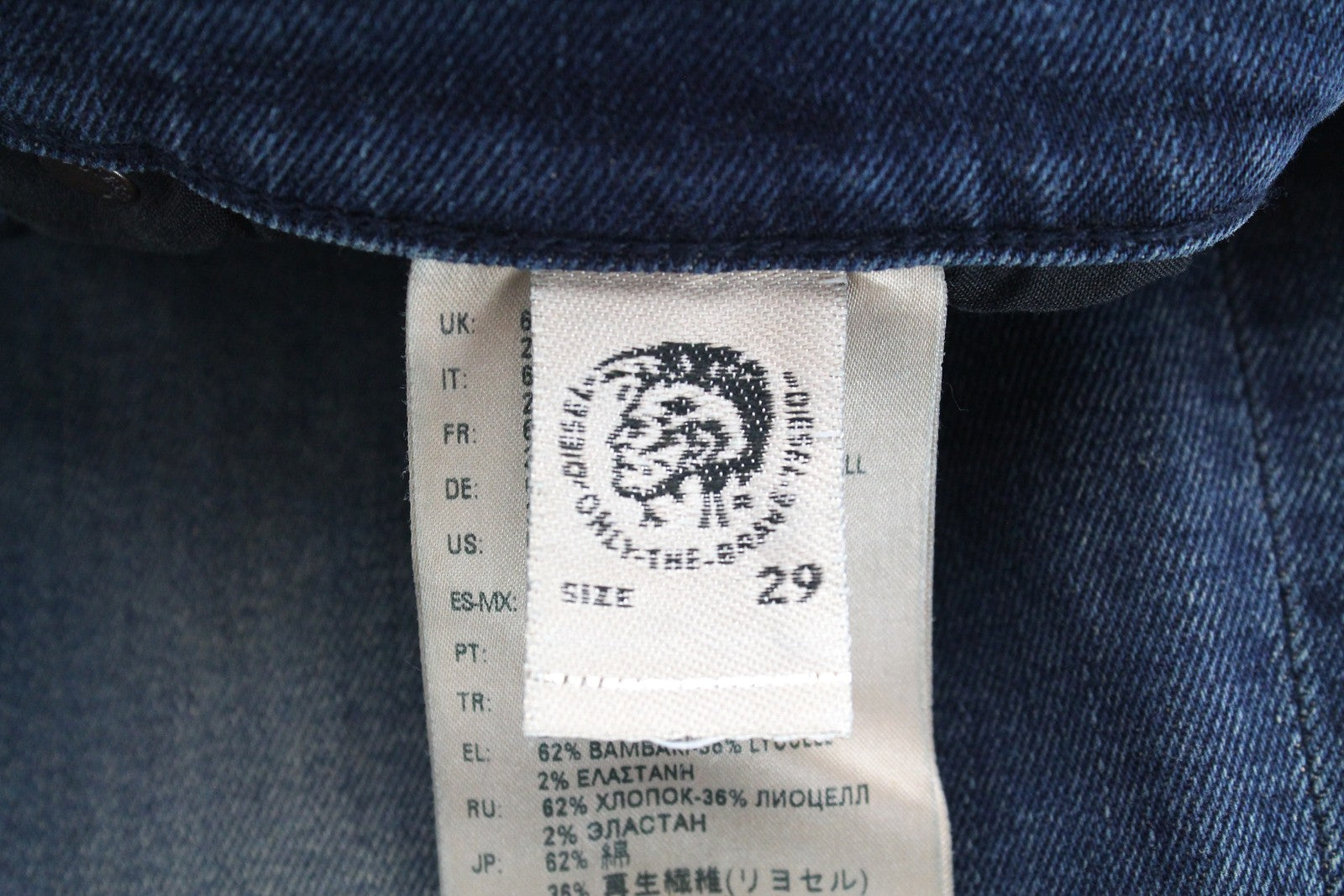 DIESEL D-Vider 084AU vyriški džinsai W29/L32 morkų kirpimo tamprūs mėlyni sagomis 