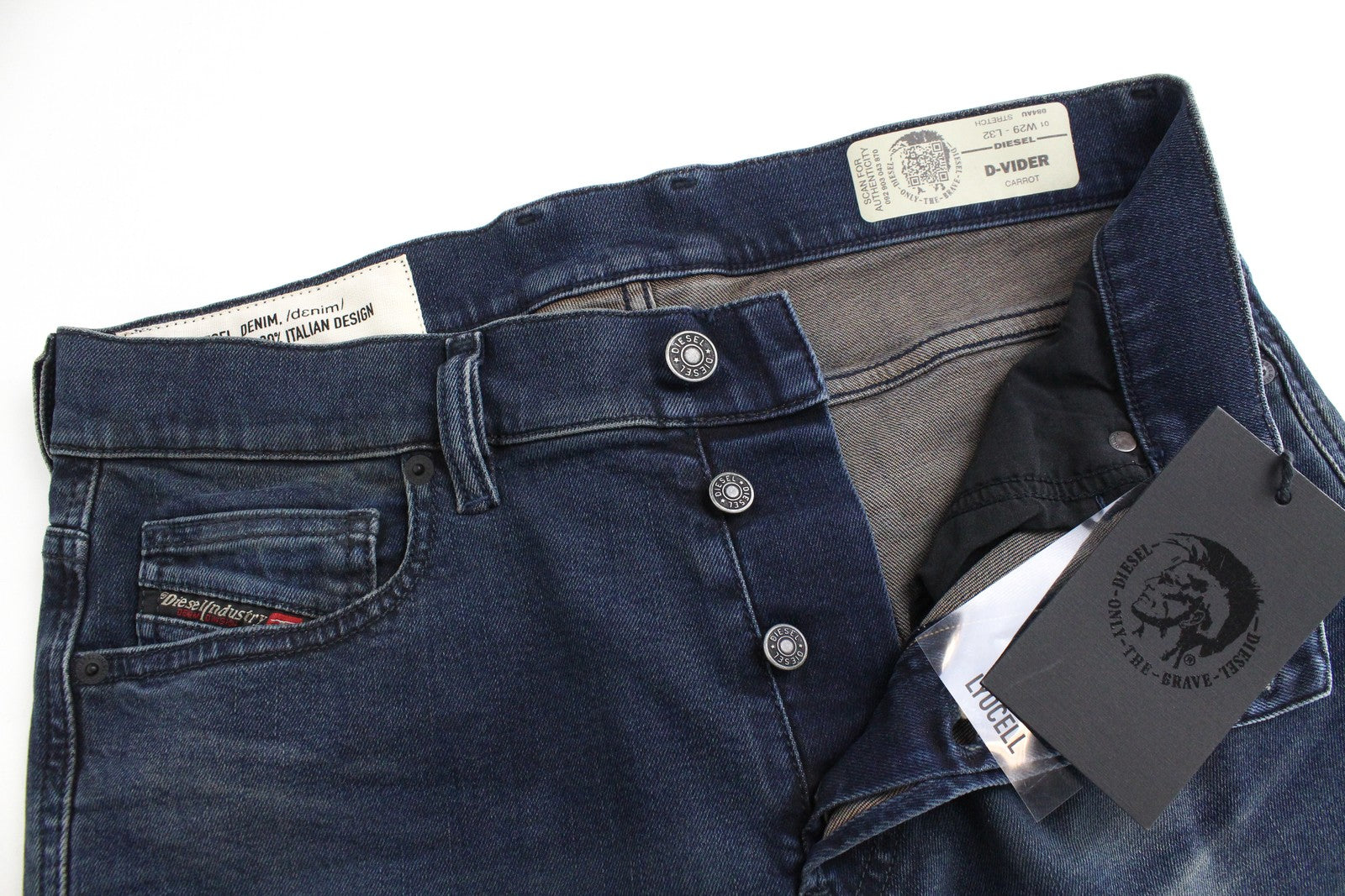 DIESEL D-Vider 084AU vyriški džinsai W29/L32 morkų kirpimo tamprūs mėlyni skalbto džinso rašto džinsai 