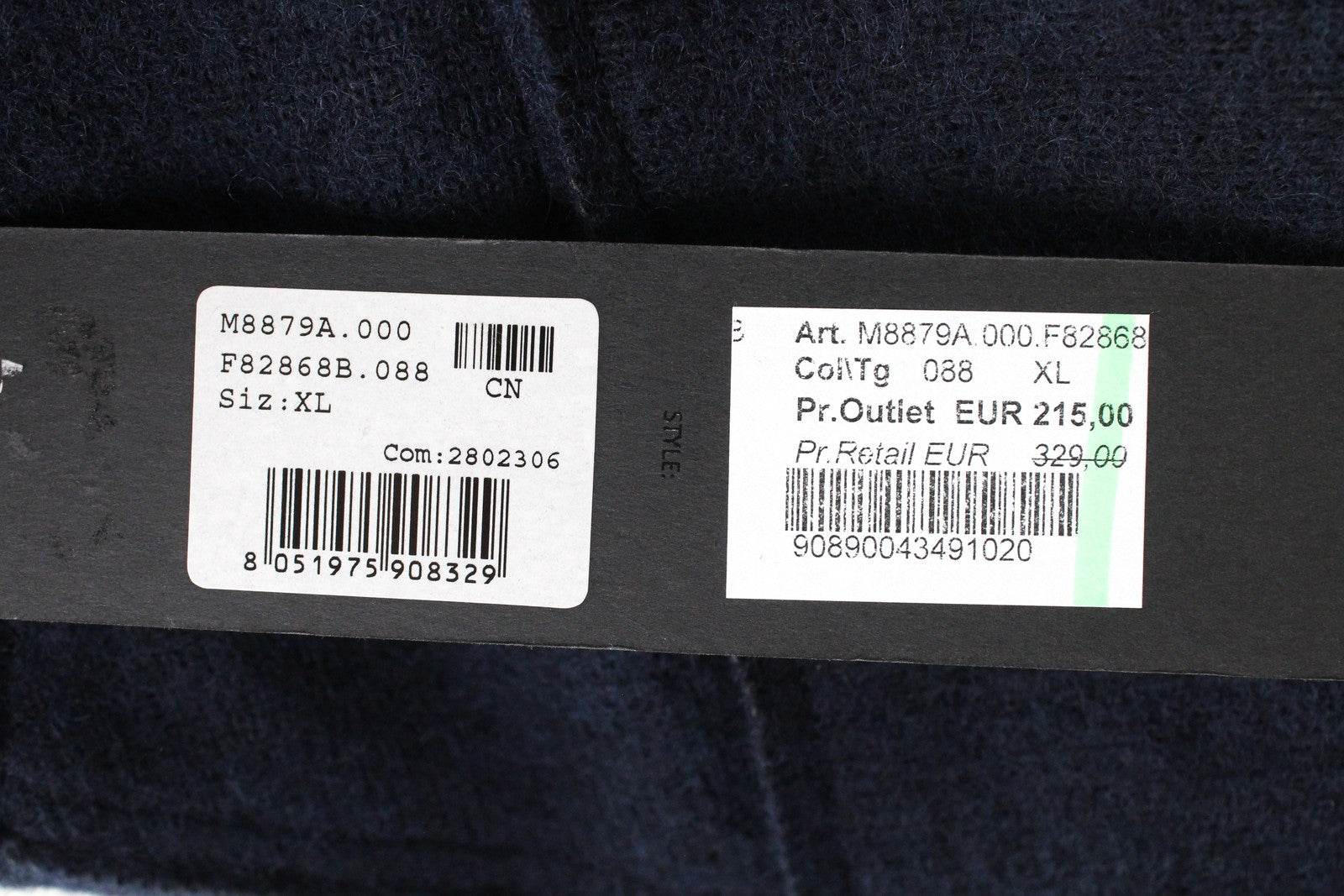 REPLAY vyriška striukė XL dydžio, tamsiai mėlyna, vilnos mišinio, dviguba apykakle, pamušalu. RMK 329 € 