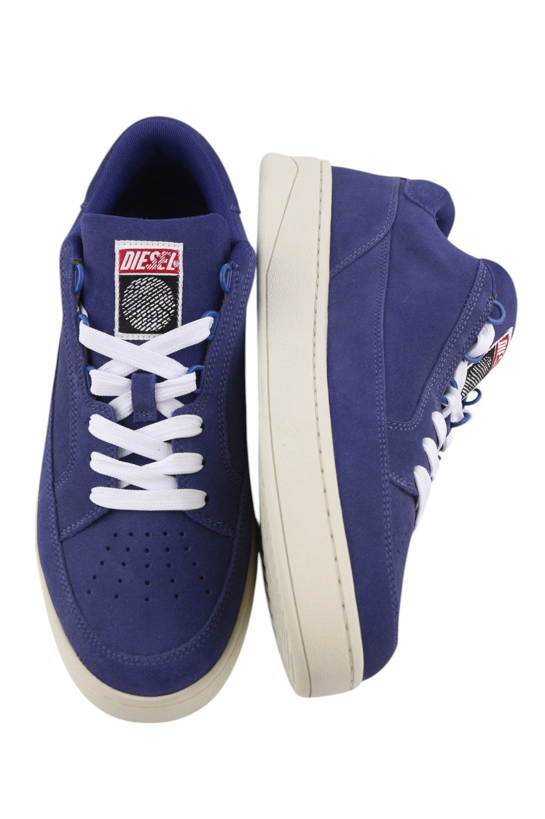 DIESEL S-Sinna žemakulniai vyriški sportbačiai, mėlyni, karvės odos, kaina EU45, rekomenduojama kaina – 160 €, suvarstomi sportbačiai. 