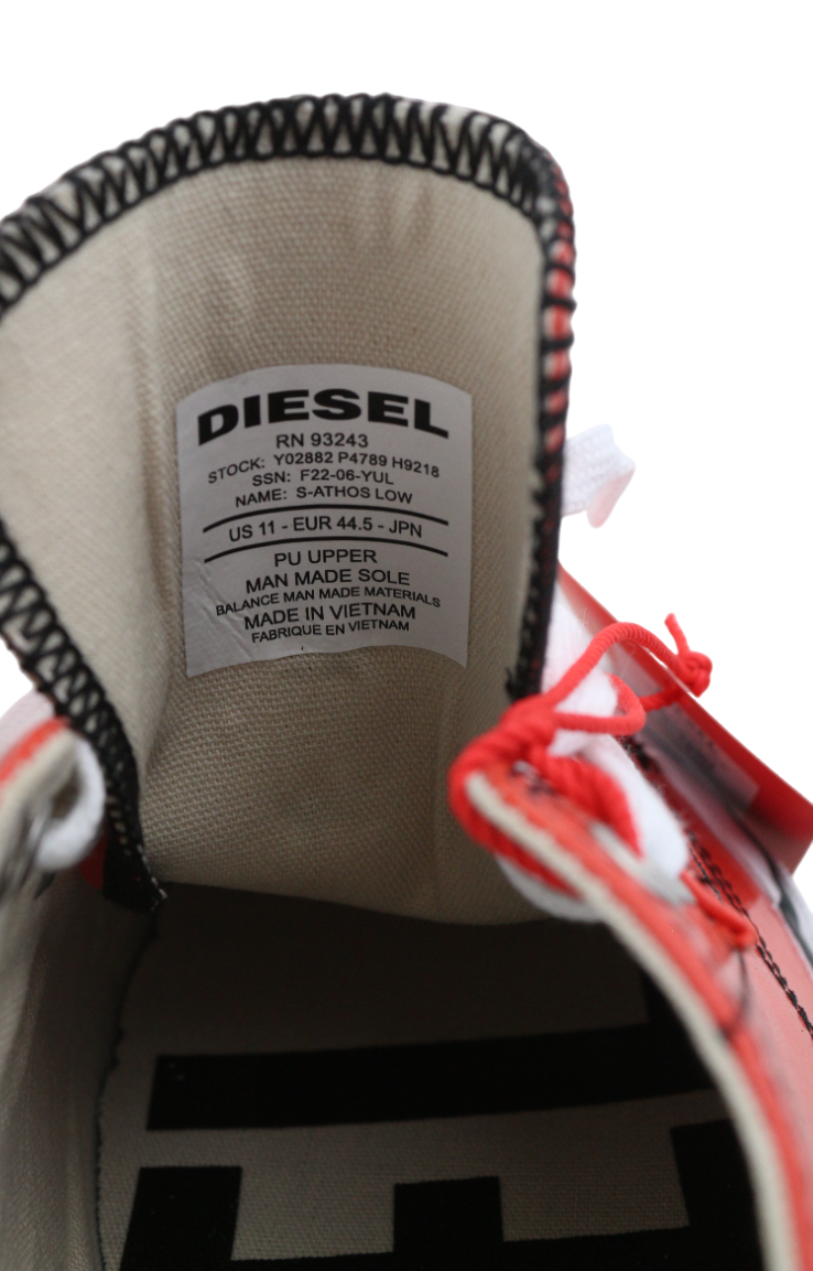 DIESEL S-Athos žemo lygio vyriški sportbačiai, 44.5 dydis, raudoni, dengti raišteliais, rekomenduojama kaina – 160 € 