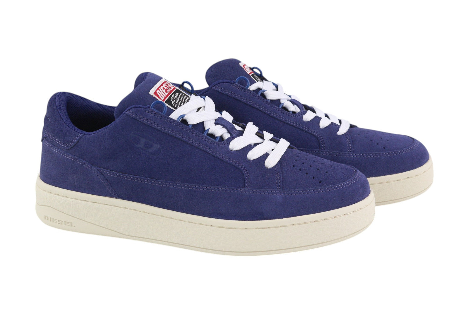 DIESEL S-Sinna žemakulniai vyriški sportbačiai, 41 dydis, mėlyna, karvės odos, žemakulniai, rekomenduojama kaina – 160 €. 