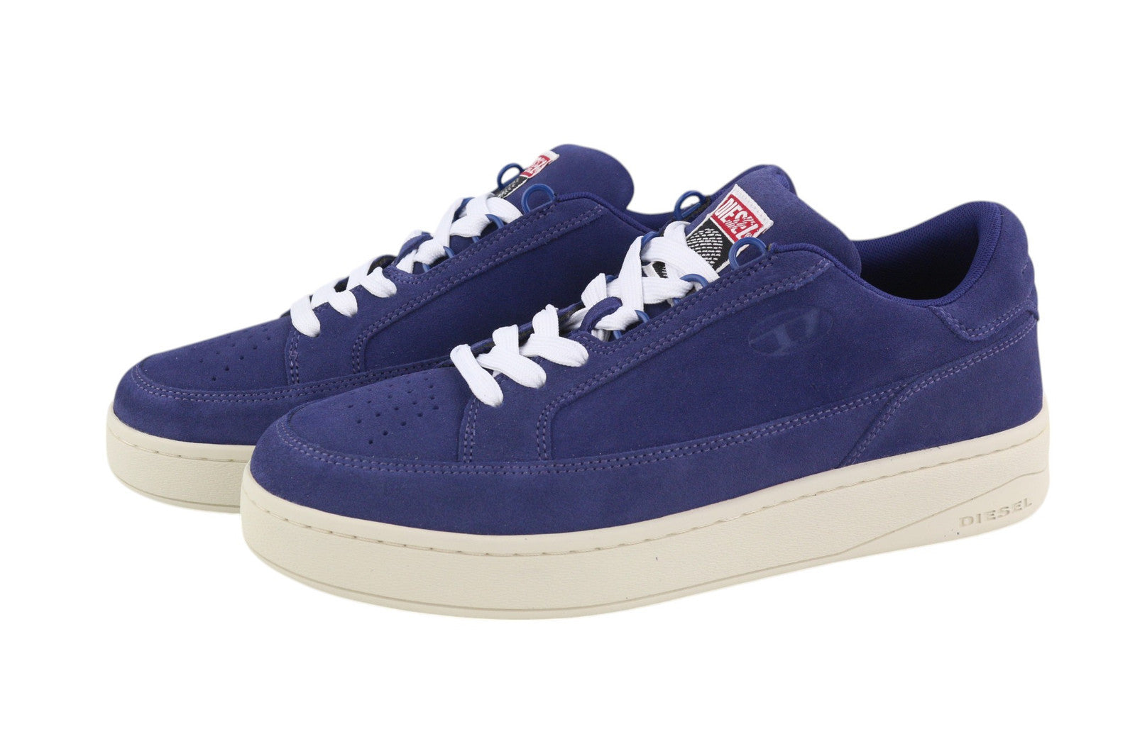 DIESEL S-Sinna žemakulniai vyriški sportbačiai, 41 dydis, mėlyna, karvės odos, žemakulniai, rekomenduojama kaina – 160 €. 