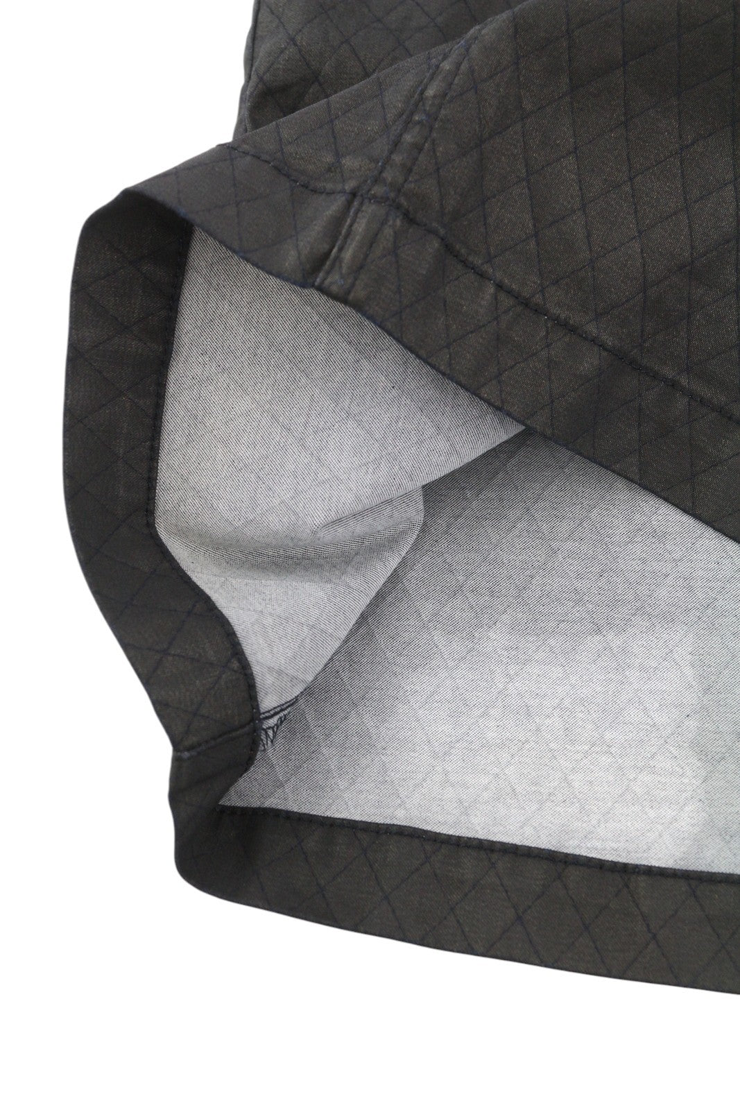 DIESEL De-Frank 0668Z moteriškas sijonas, W24, blizgučiais juodas, blizgantis, siuvinėtas, rekomenduojama kaina – 175 € 