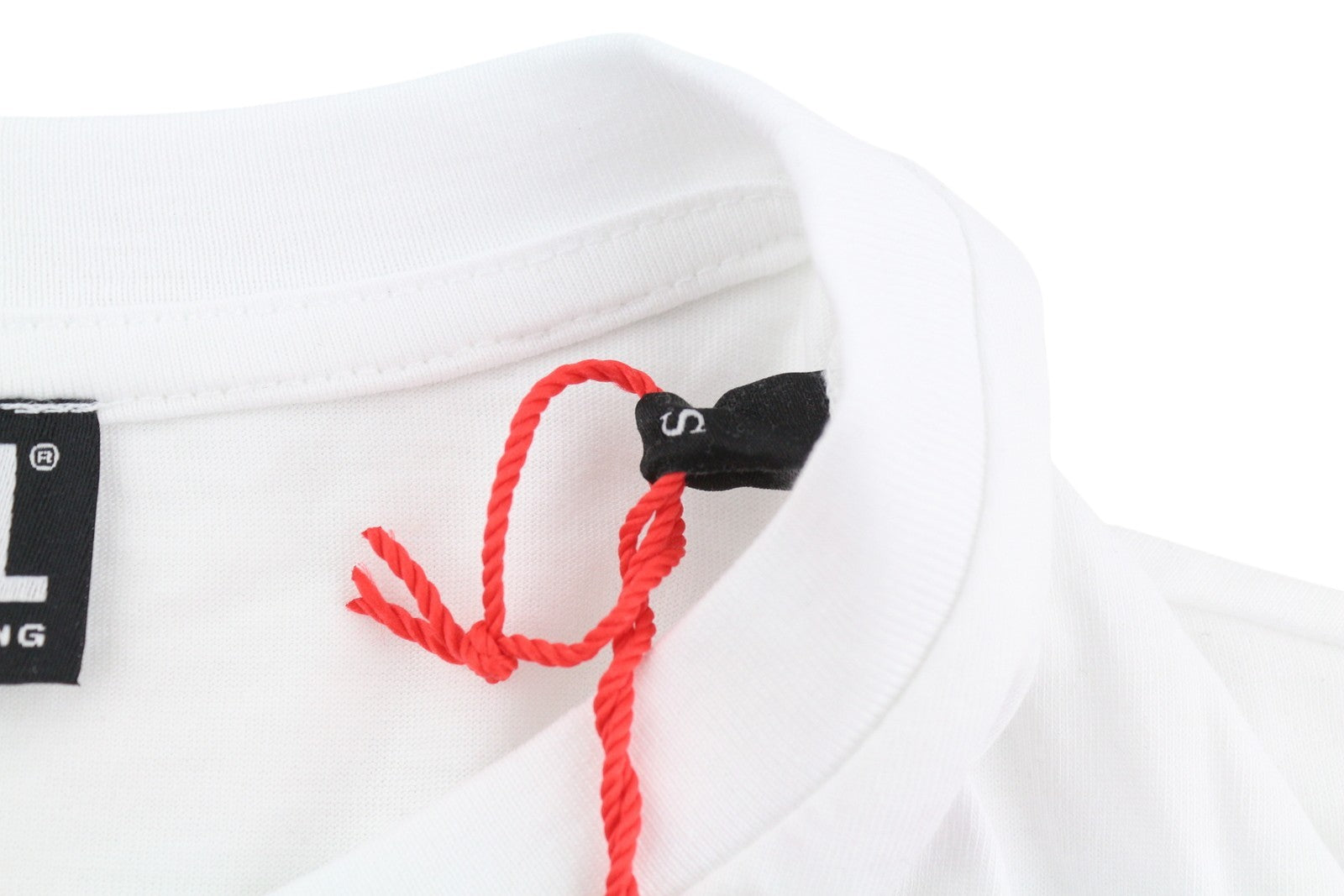 DIESEL D-Egor-New-Ita moteriška suknelė S, balta, trumpomis rankovėmis, trikotažo laisvalaikio stiliaus, su logotipu. 