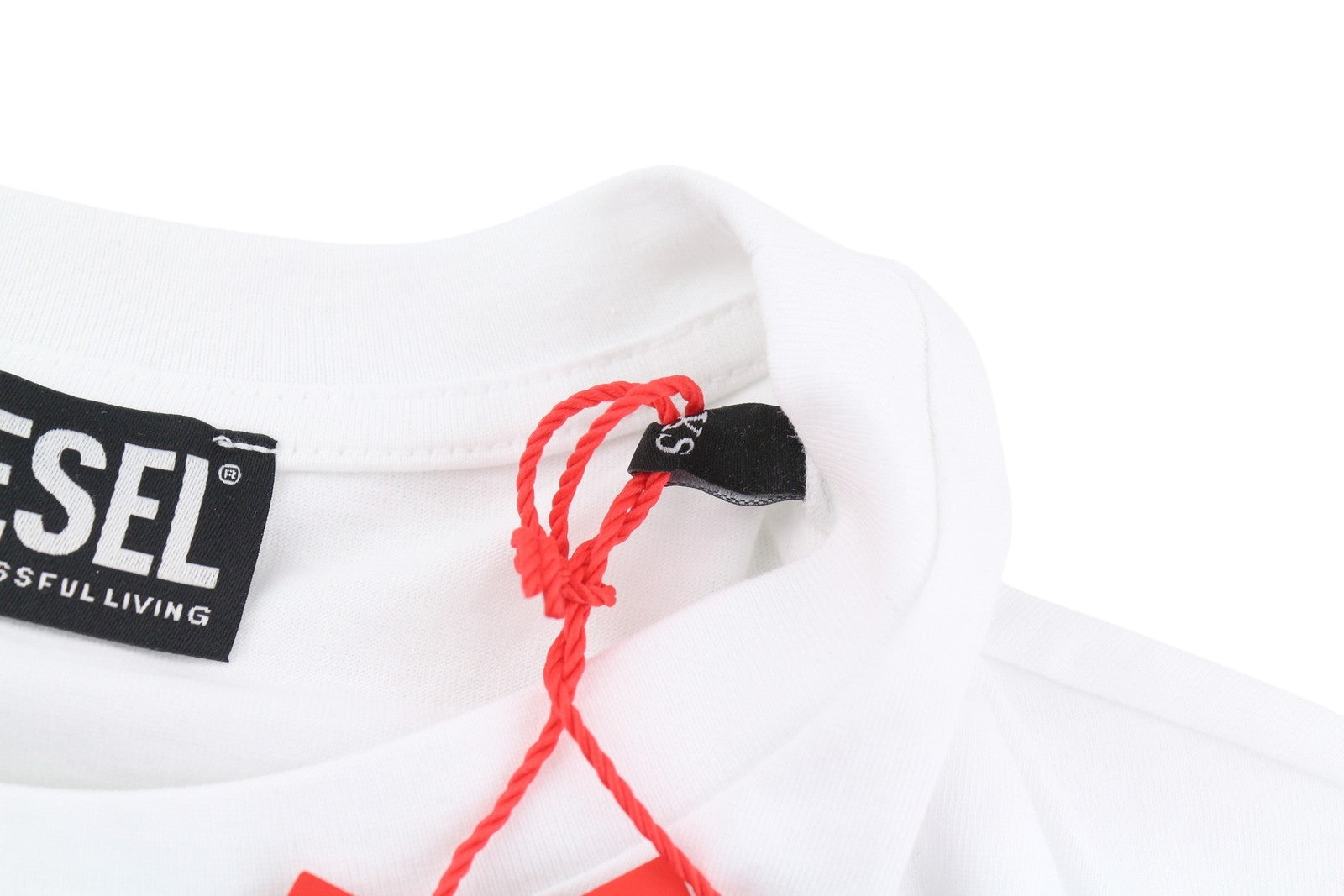 DIESEL D-Egor-New-Ita moteriška suknelė XS, balta, trumpomis rankovėmis, trikotažo laisvalaikio stiliaus, su logotipu. 