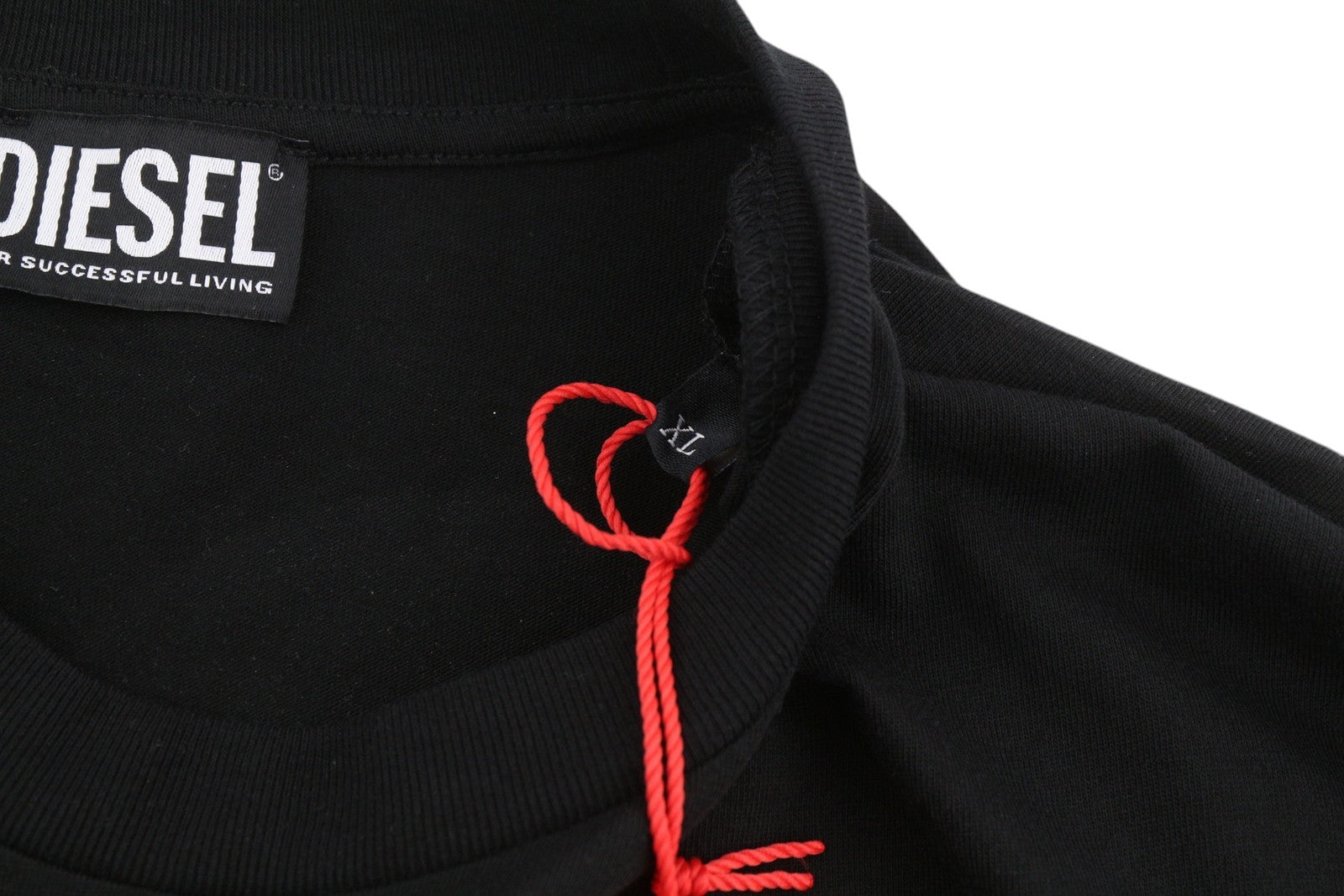 DIESEL T-Just-Ls-E4 vyriški marškinėliai XL dydžio, juodi, raštuoti apvalios iškirptės ilgomis rankovėmis, su logotipu 