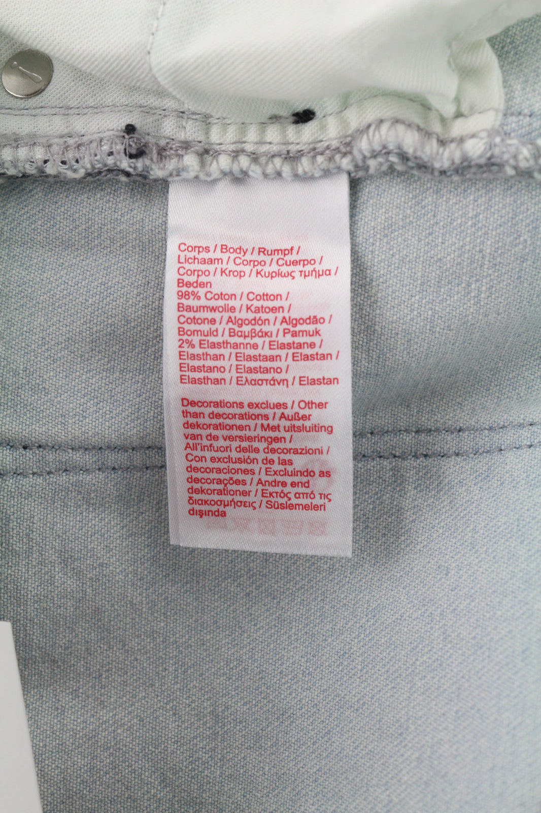 LACOSTE HF2897 moteriški džinsai W30 skalbtos mėlynos medvilnės tamprūs, siaurėjantys 