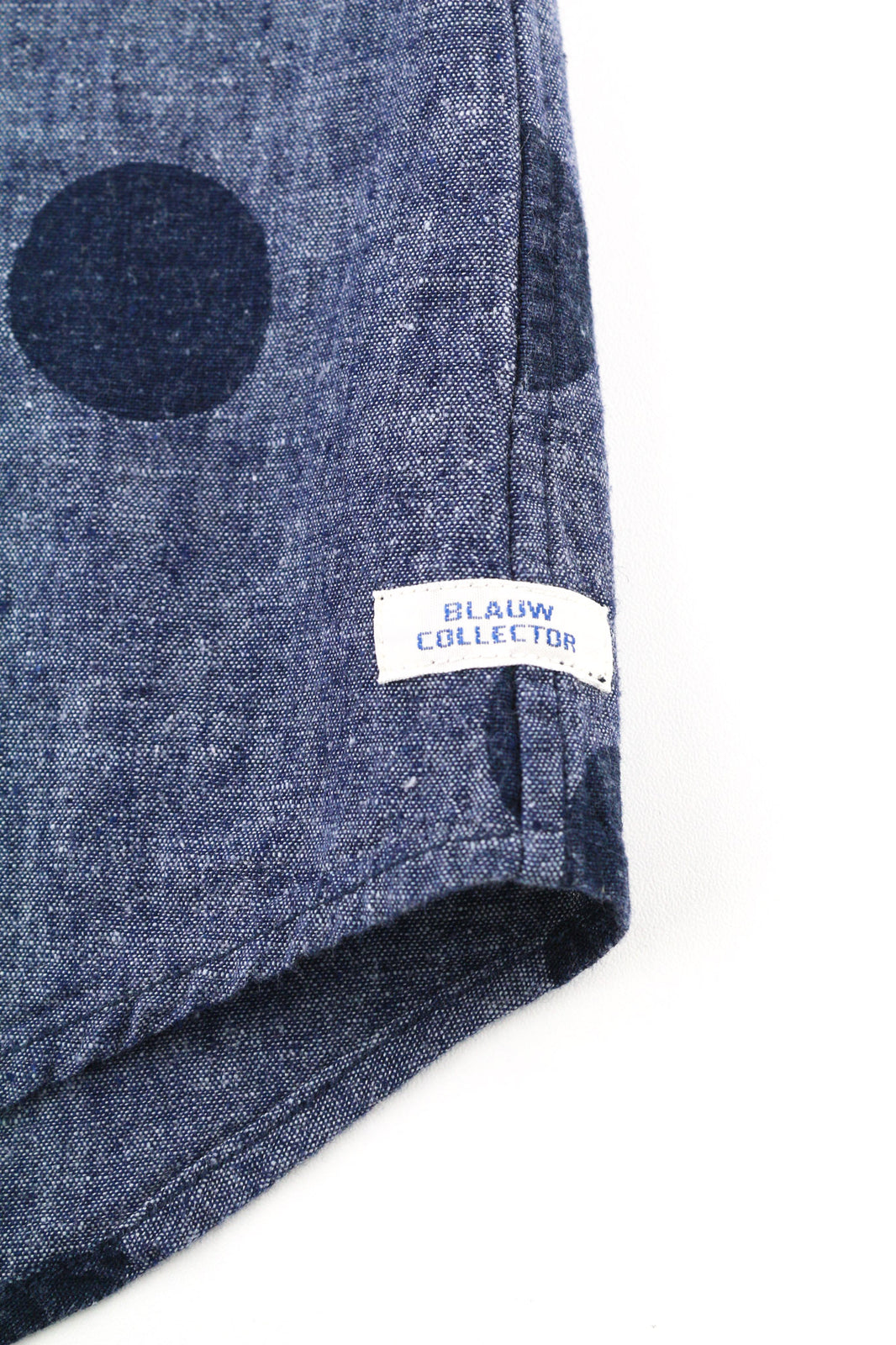 SCOTCH &amp; SODA Ams Blauw vyriški marškinėliai ~M/L mėlyni taškuoti trumpomis rankovėmis su sagomis 