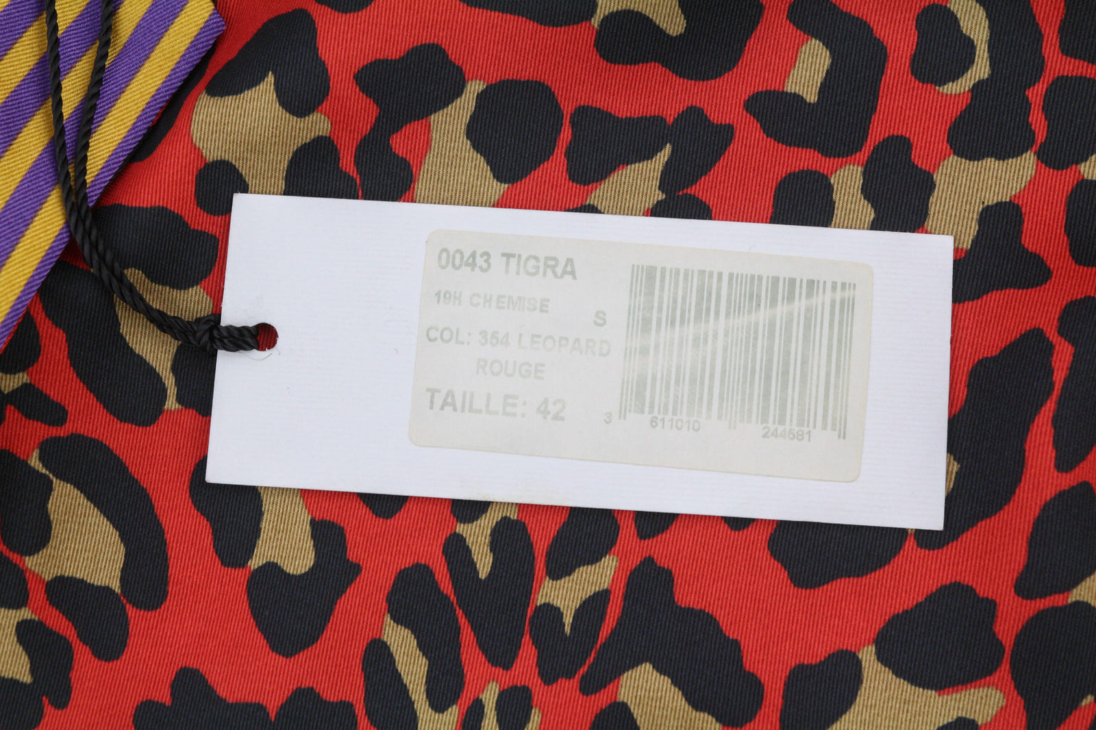 JJ GARELLA moteriški marškinėliai 42 raudoni ilgomis rankovėmis su gyvūnų gepardo raštu ir sagomis 