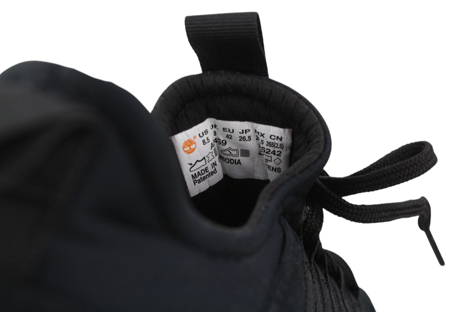 TIMBERLAND A24S9 vyriški sportbačiai EU41.5 EU42 juodi zomšiniai odiniai sportbačiai su raišteliais 