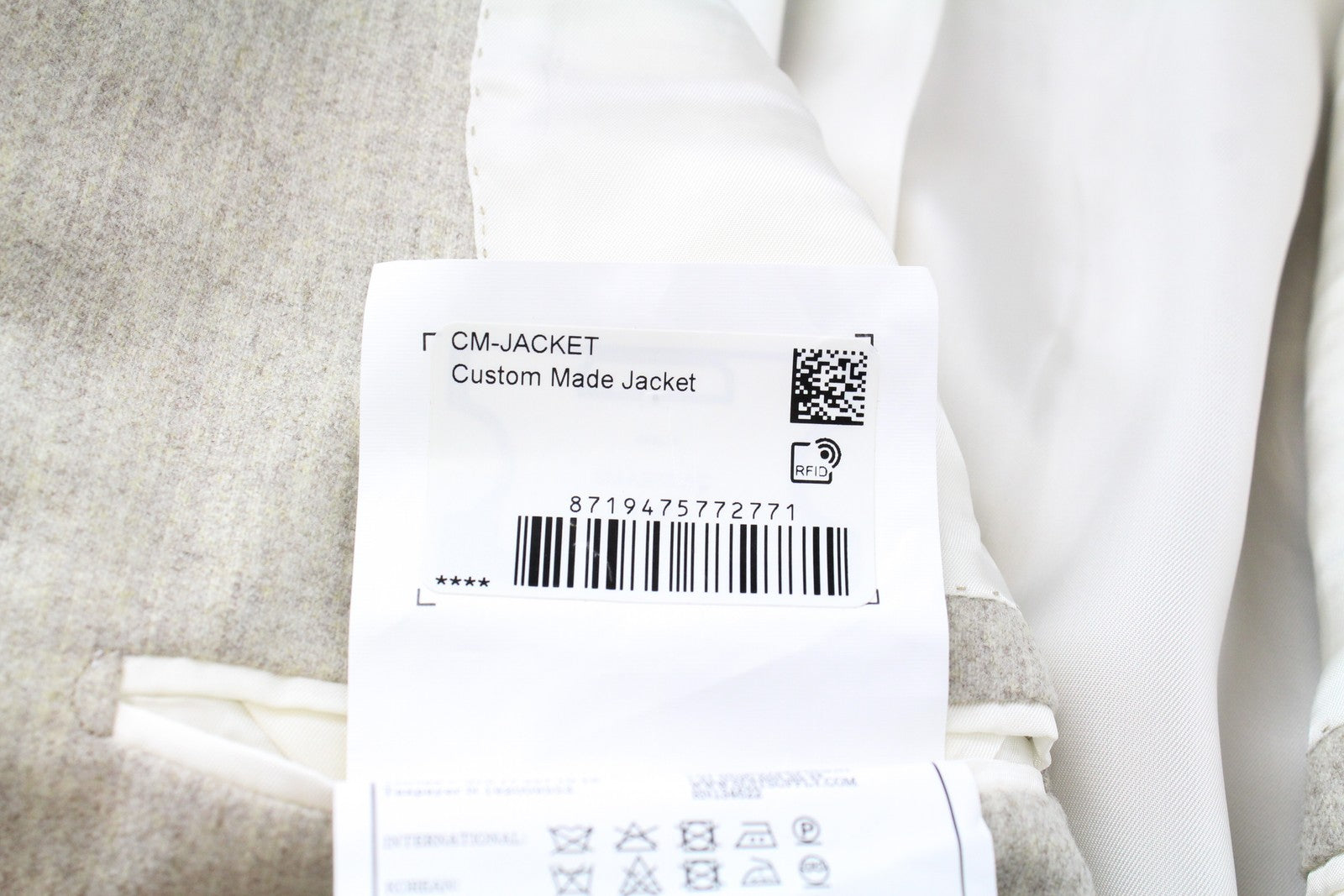 SUITSUPPLY Havana UK32R smėlio spalvos vyriškas švarkas su grynos vilnos pamušalu, vienaeilis 