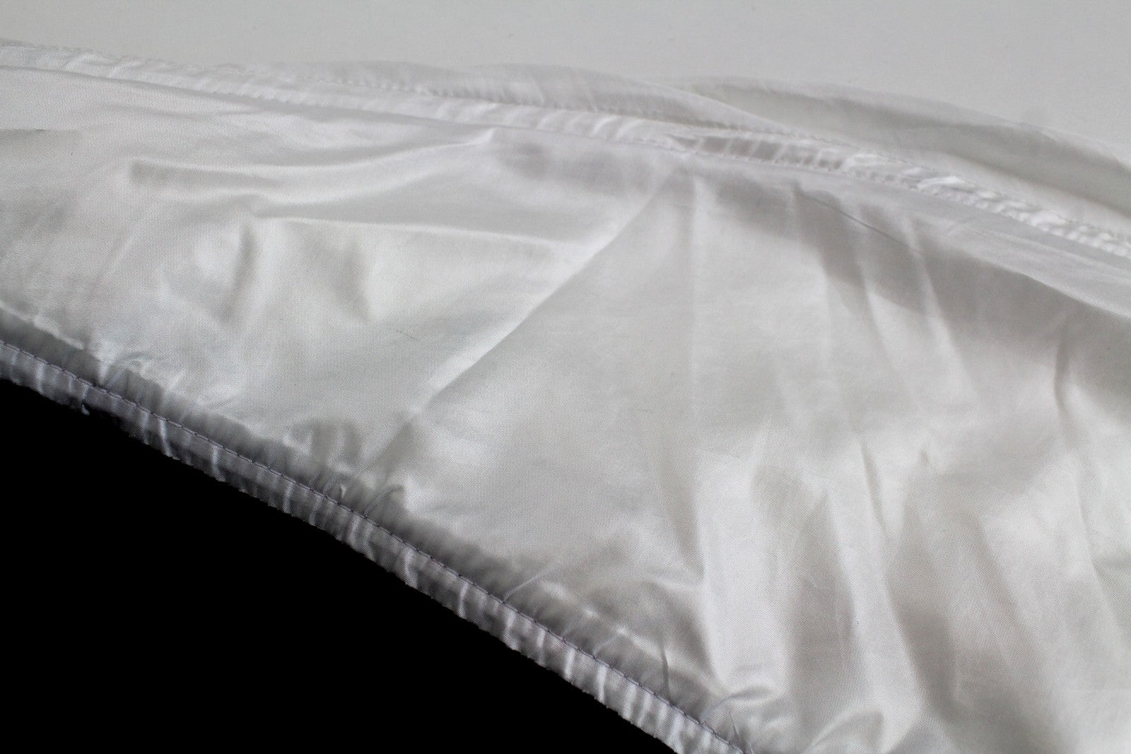 RICHMOND vyriška striukė 48 balta mėlyna vienspalvė lengva ilga 