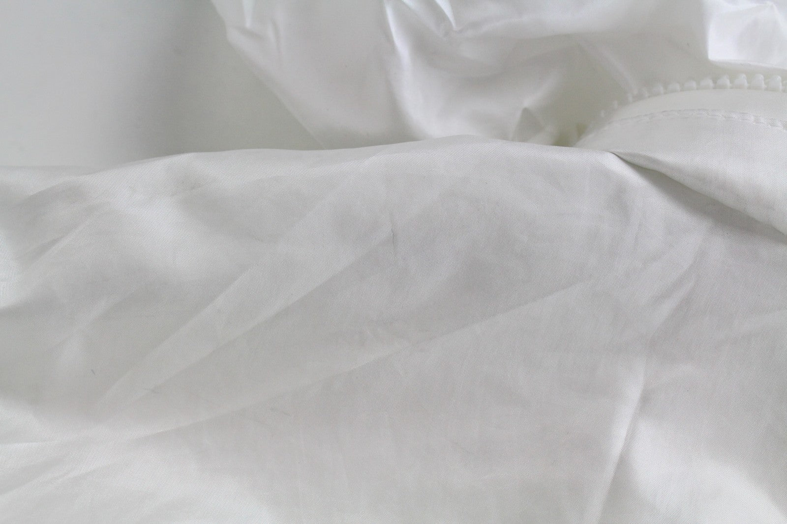 RICHMOND vyriška striukė 48 balta mėlyna vienspalvė lengva ilga 