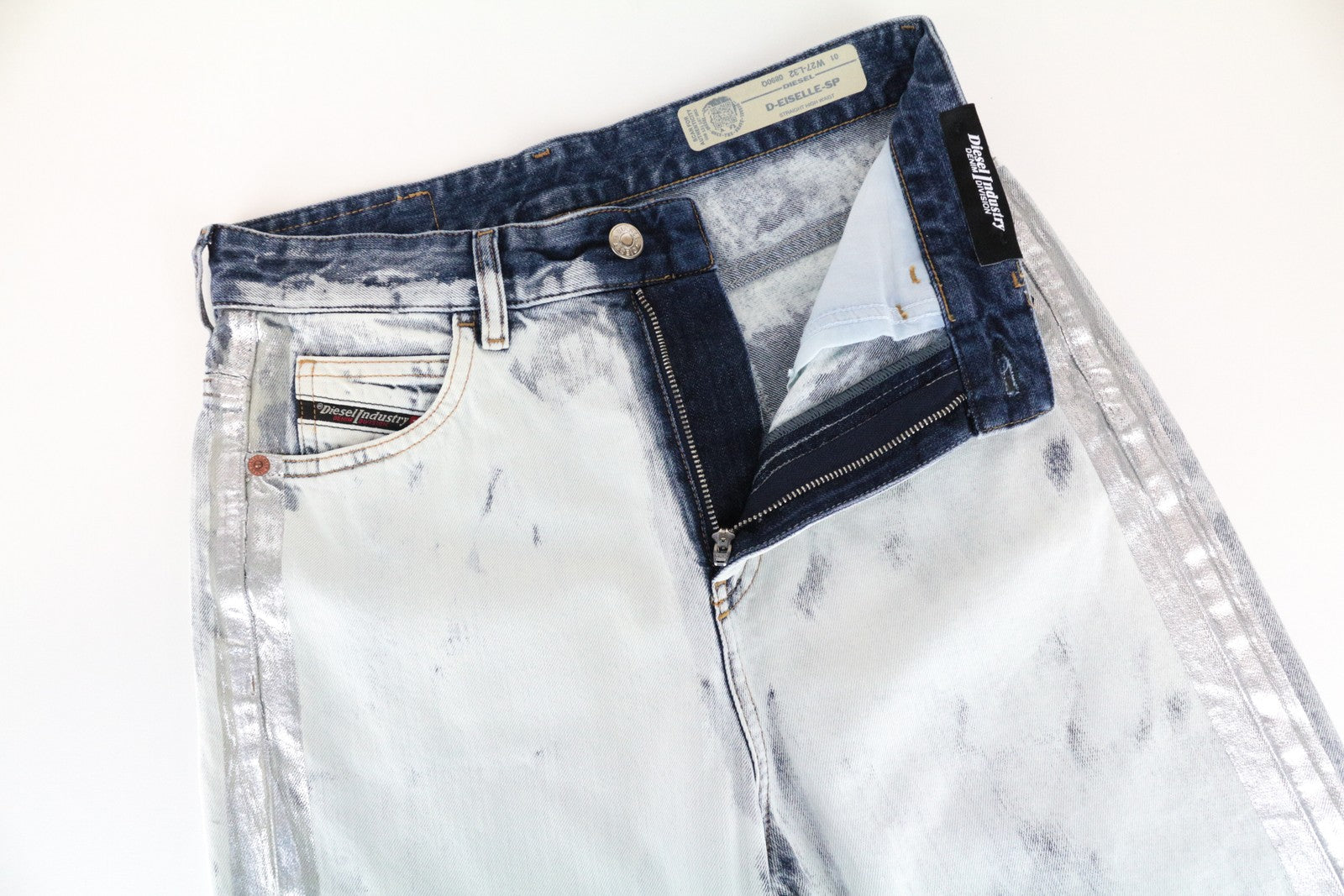 DIESEL D-Eiselle-SP 0890Q moteriški džinsai W27/L32 tiesūs balintos mėlynos medvilnės džinsai 