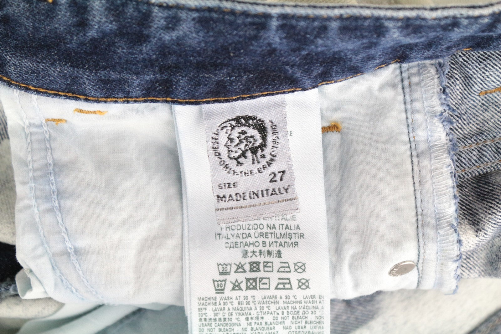 DIESEL D-Eiselle-SP 0890Q moteriški džinsai W27/L32 tiesūs balintos mėlynos medvilnės džinsai 