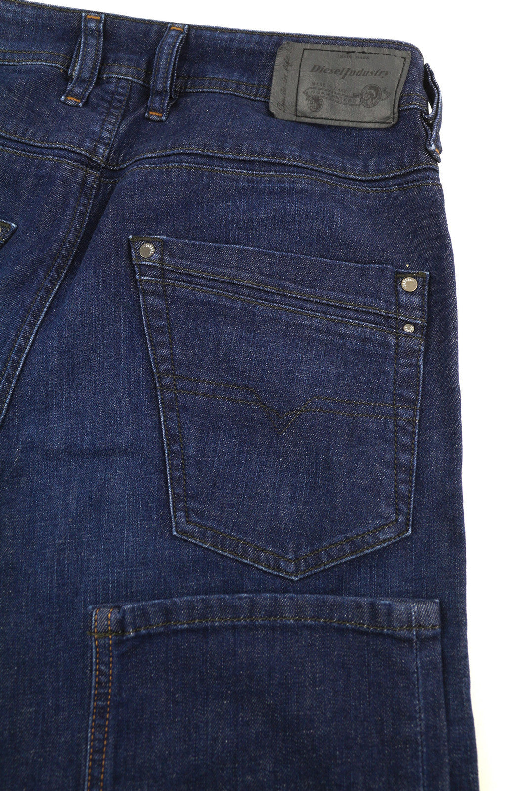 DIESEL Krayver R845B vyriški džinsai W28/L30 Regular Slim Carrot Stretch washed blue 